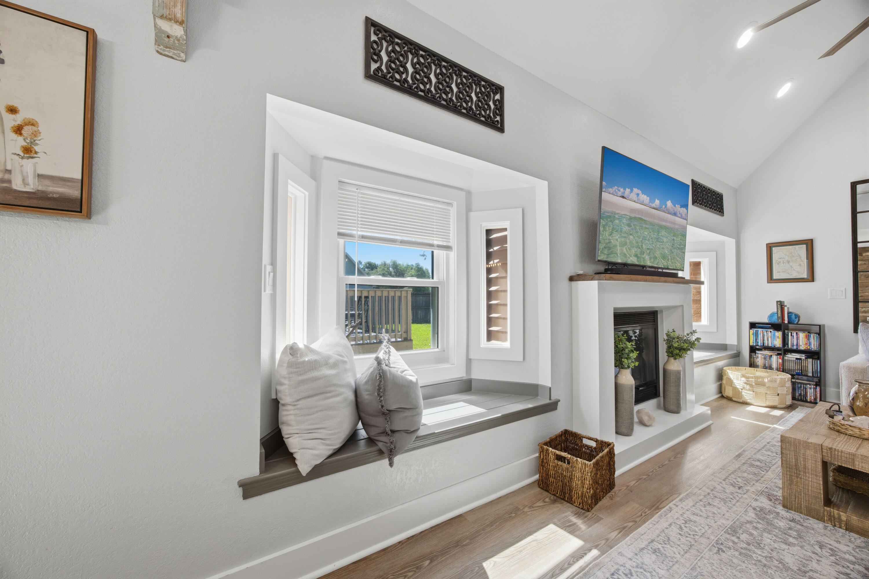 RAINTREE ESTATES #2 - Residential