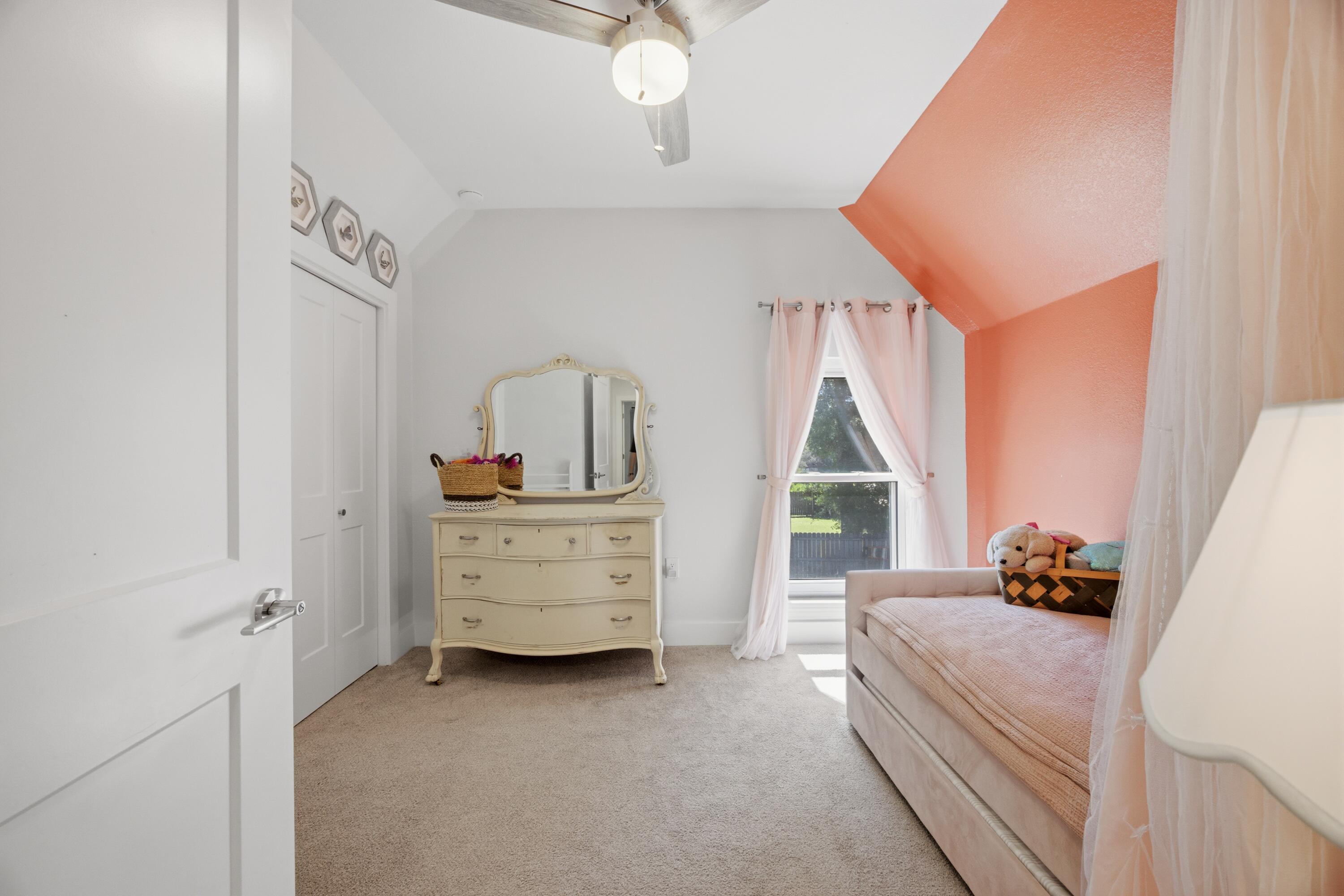 RAINTREE ESTATES #2 - Residential