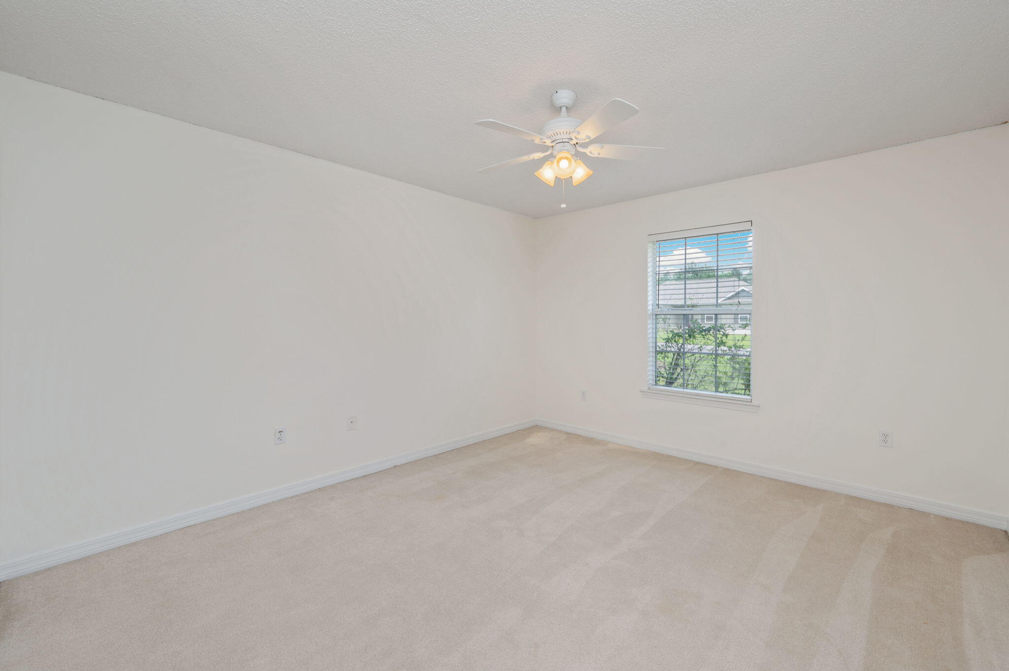 HUNTERS CREEK - Residential