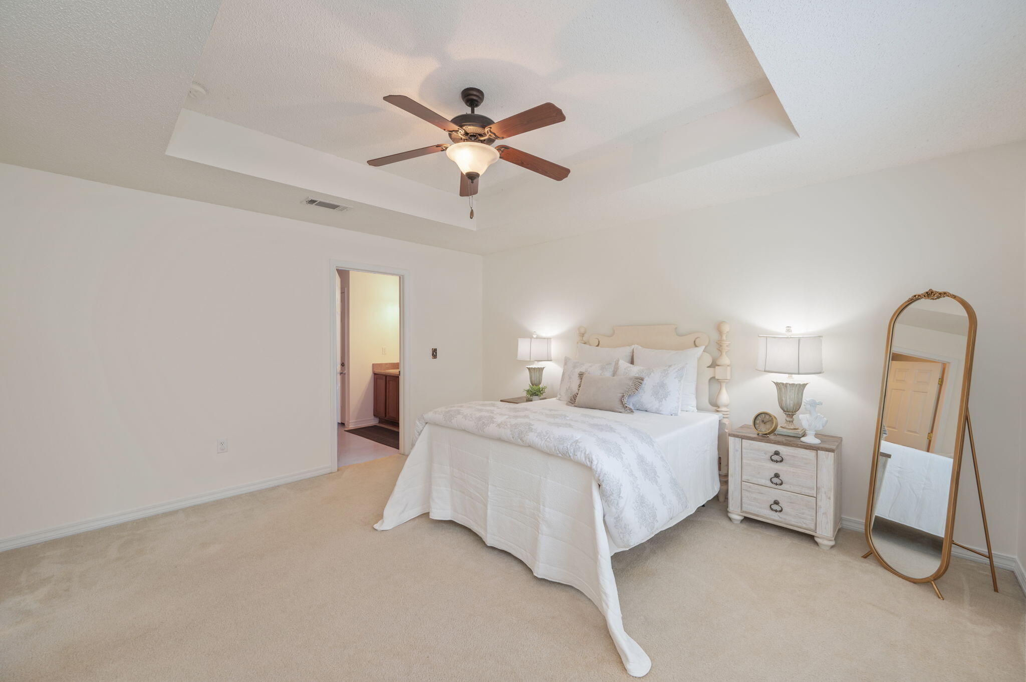 HUNTERS CREEK - Residential