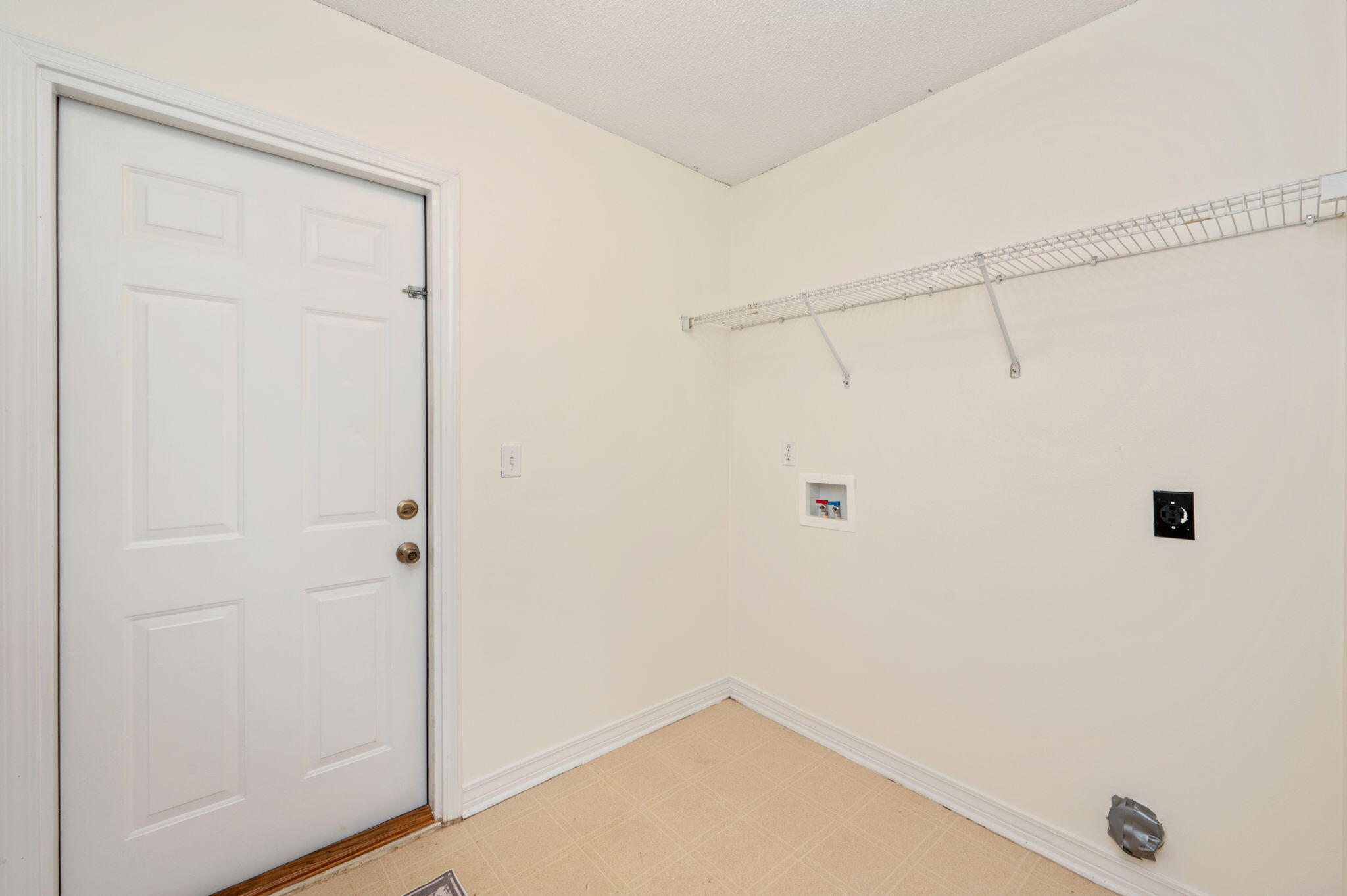 HUNTERS CREEK - Residential