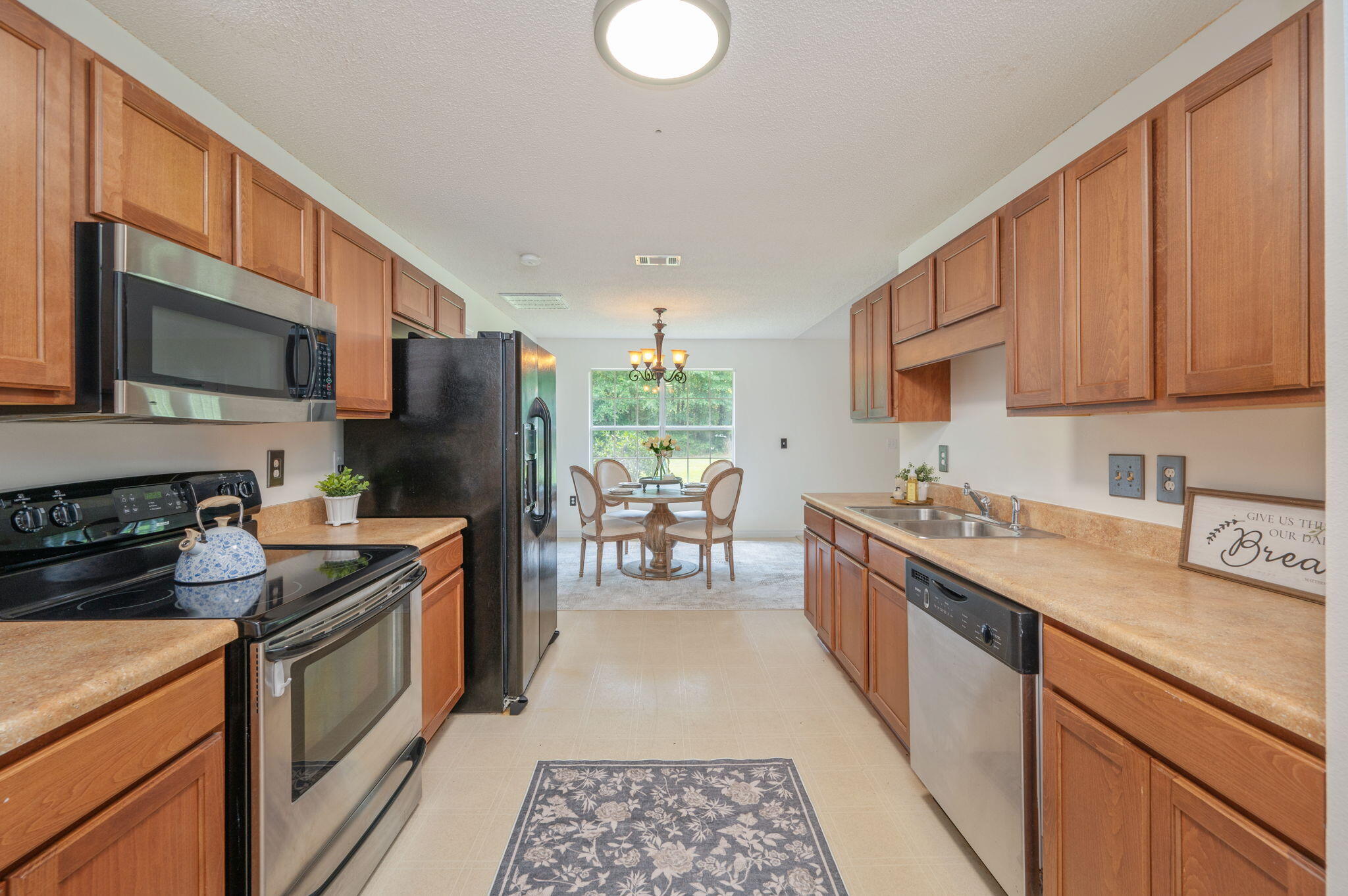 HUNTERS CREEK - Residential