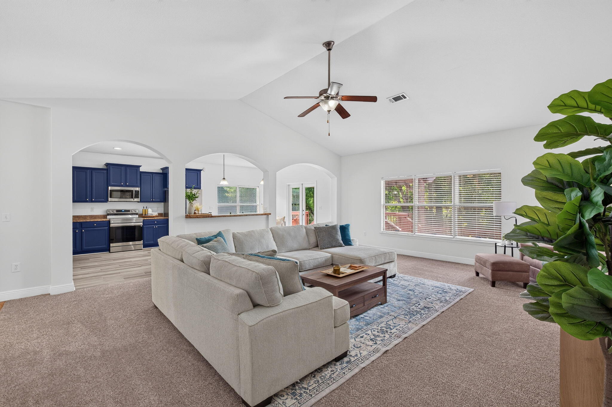 ROLLING RIDGE - Residential