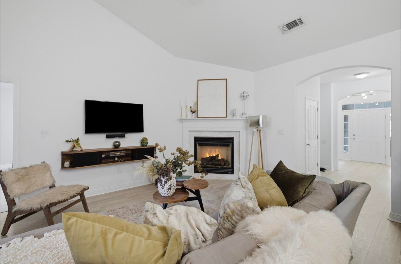 Hammock Bay- Symphony - Residential