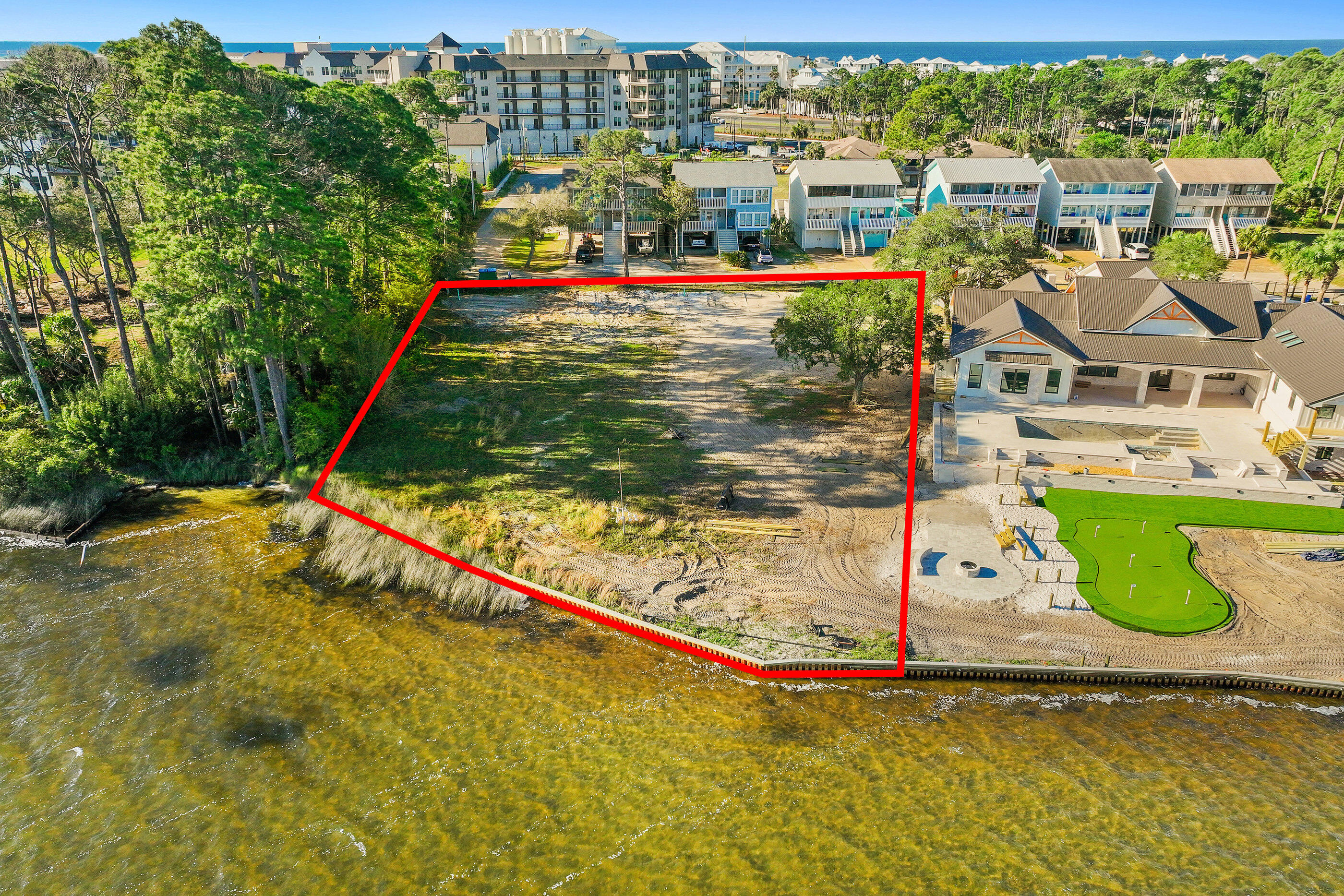NO RECORDED SUBDIVISION - Land