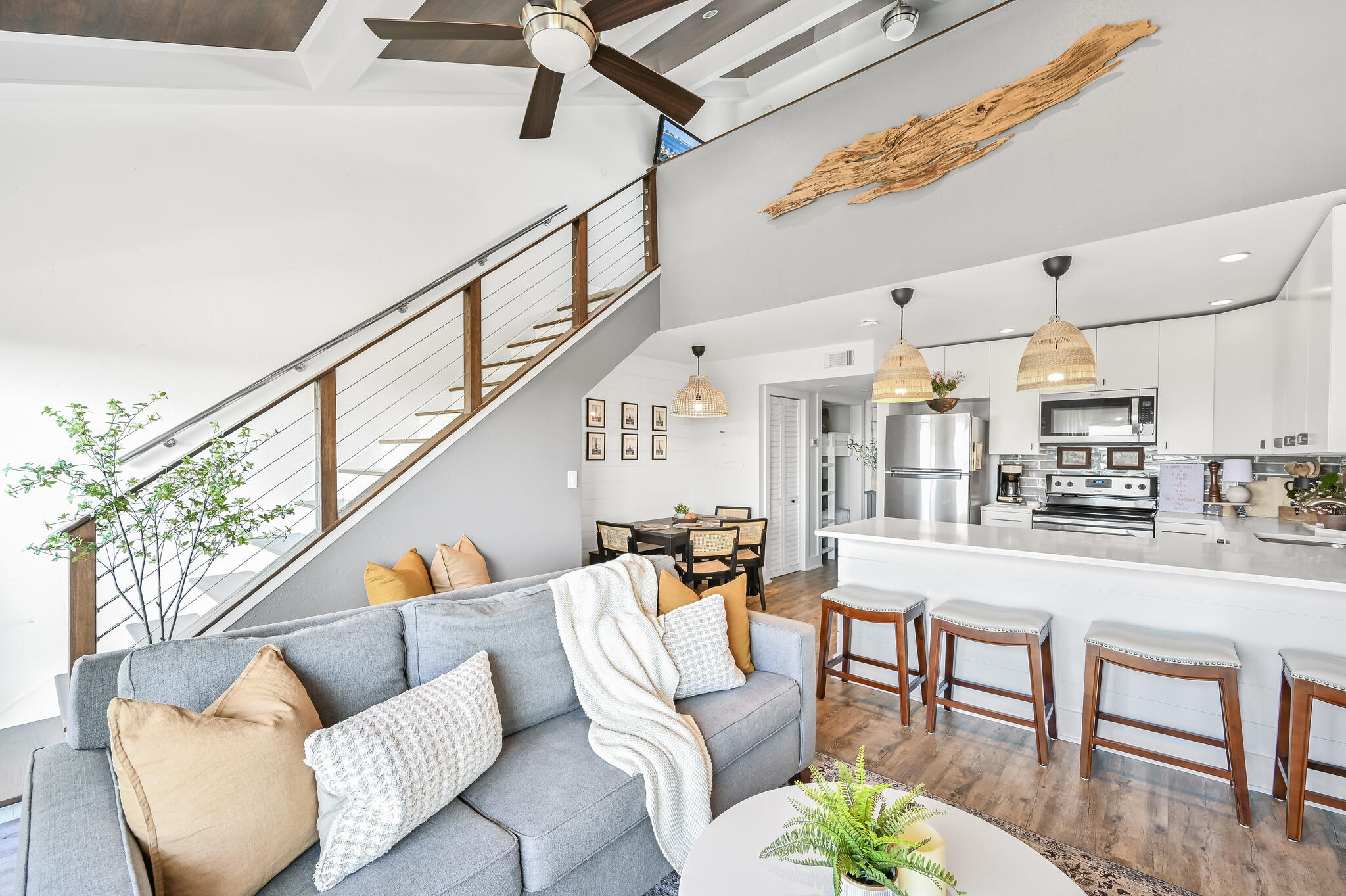 BEACHFRONT 2 PH 1 - Residential