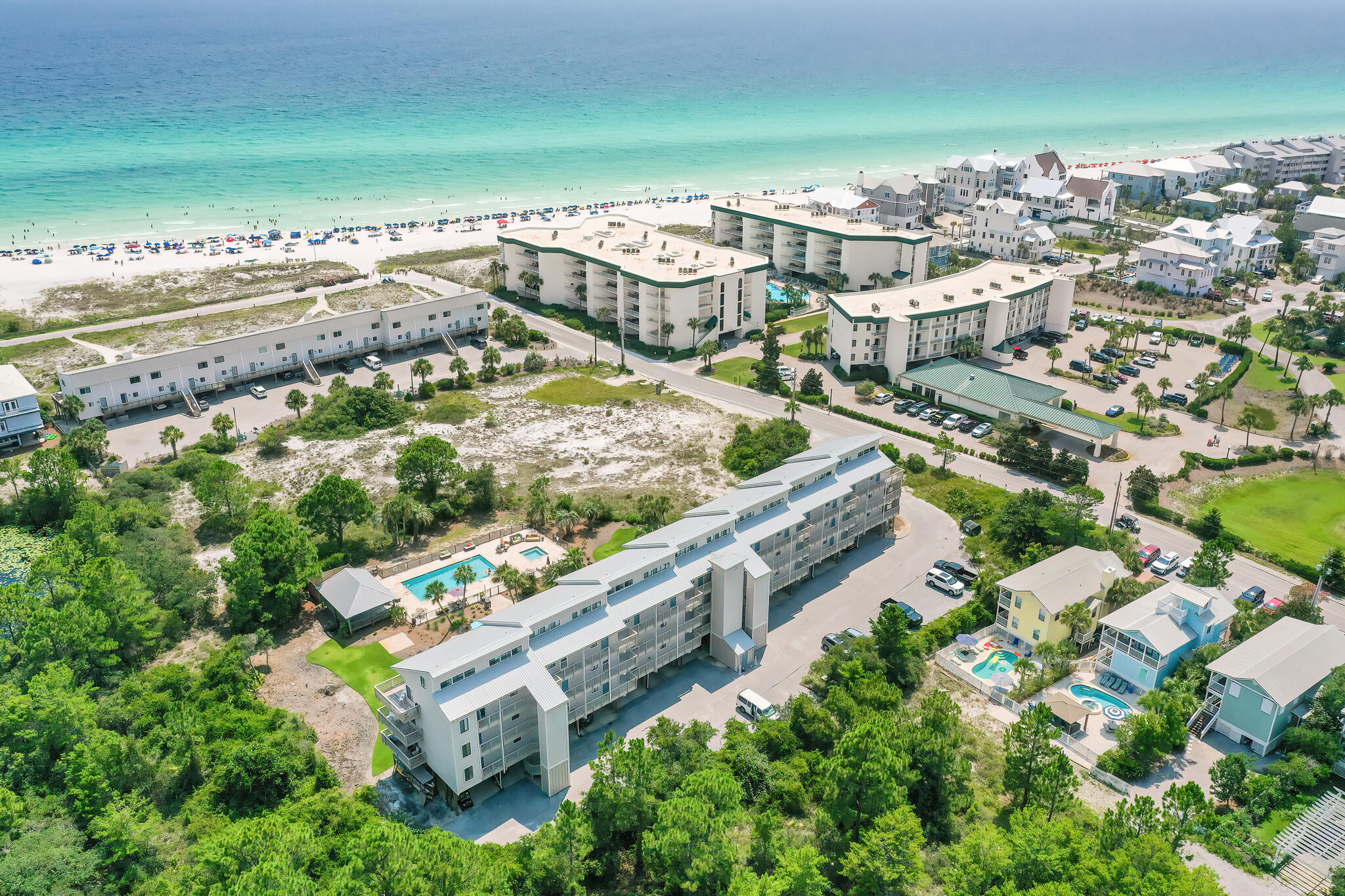 BEACHFRONT 2 PH 1 - Residential