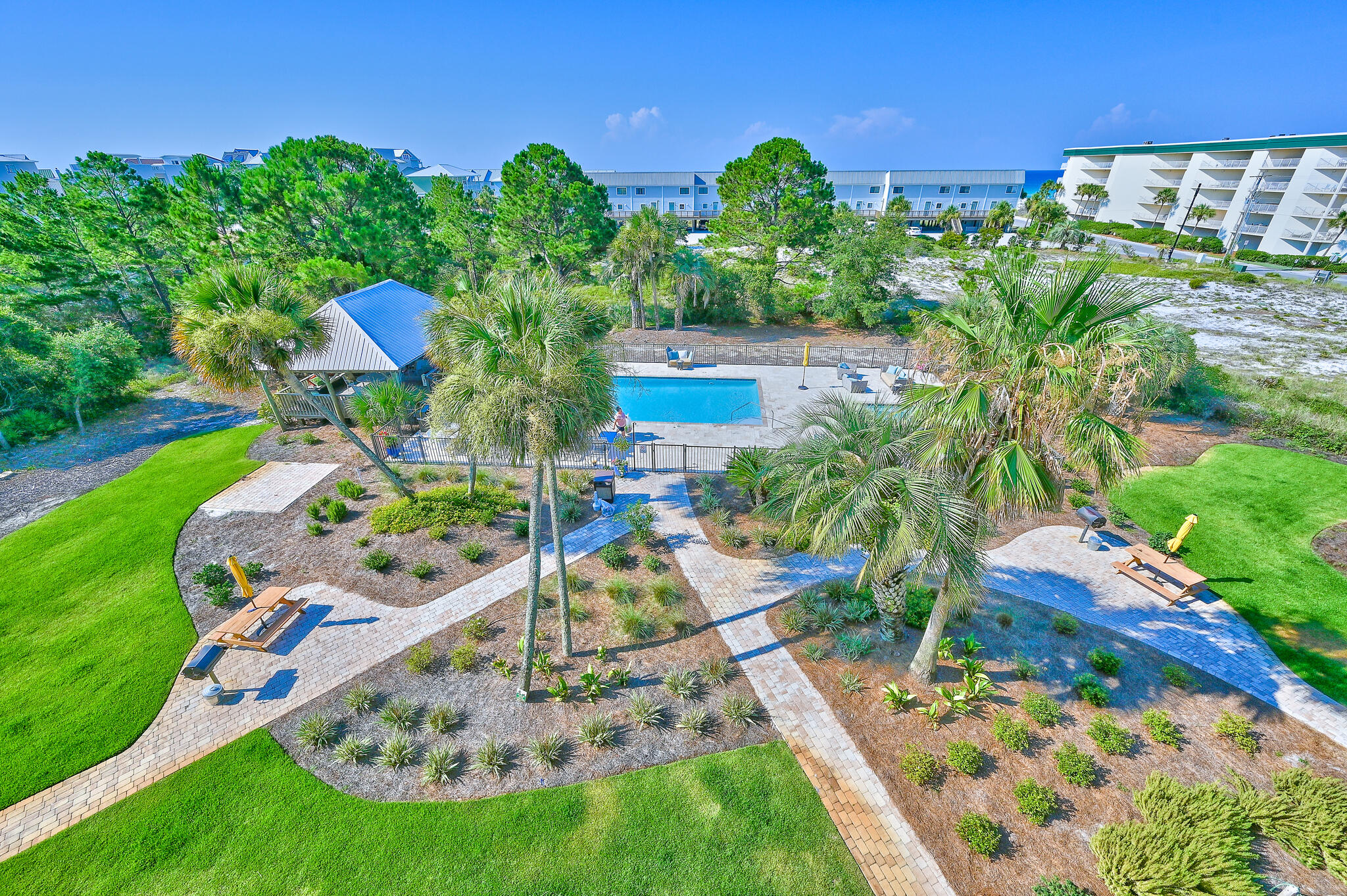 BEACHFRONT 2 PH 1 - Residential