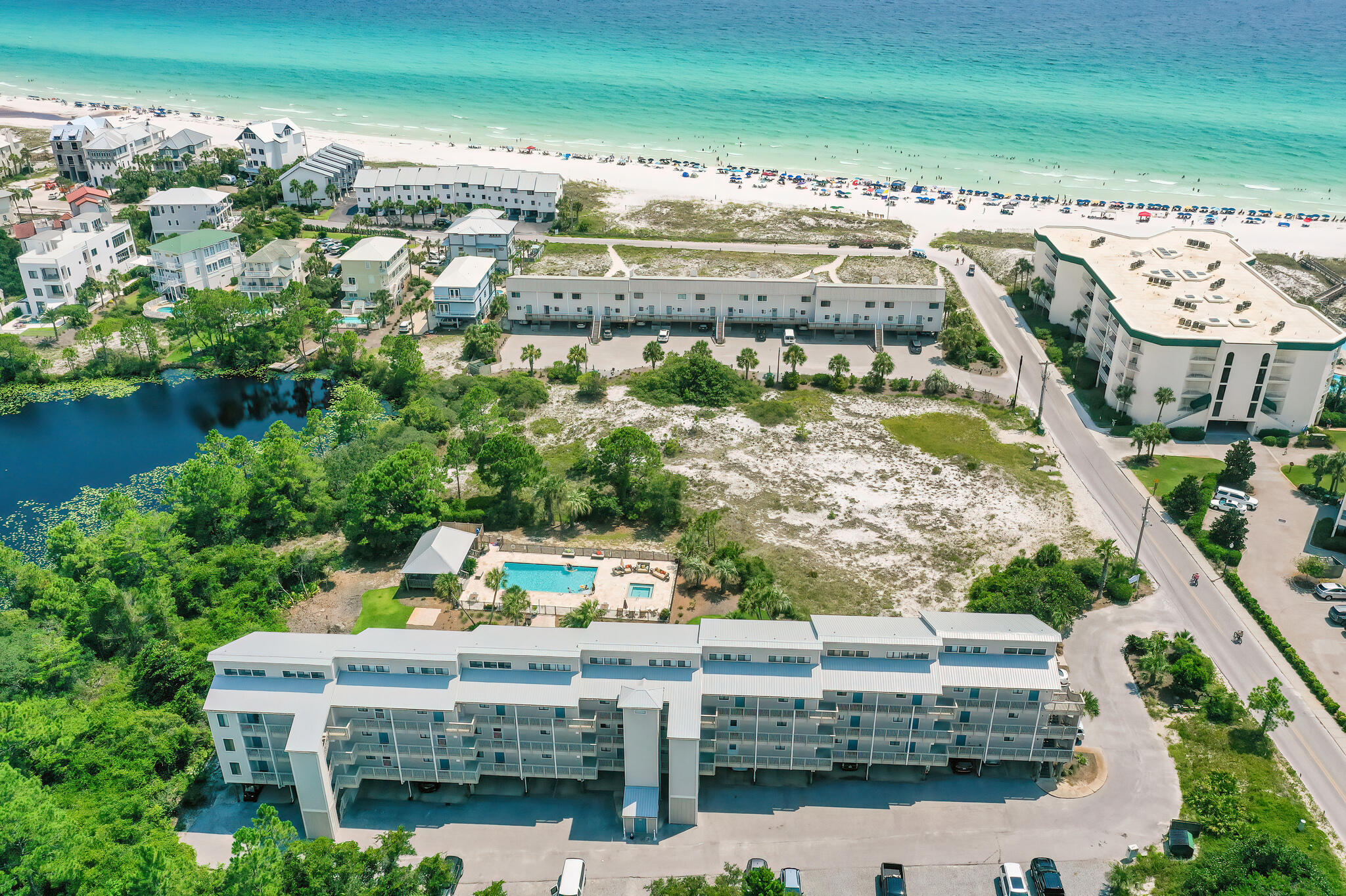 BEACHFRONT 2 PH 1 - Residential