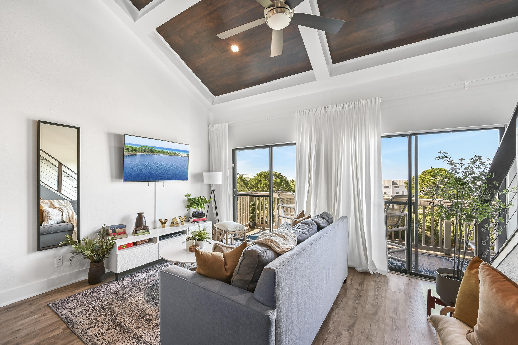 BEACHFRONT 2 PH 1 - Residential