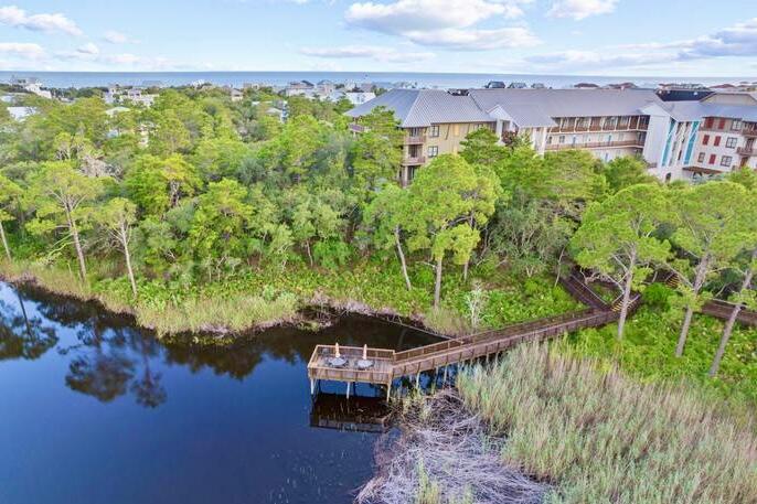 REDFISH VILLAGE - Residential
