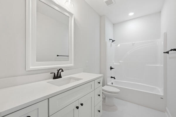 OAKLAND HEIGHTS - Residential