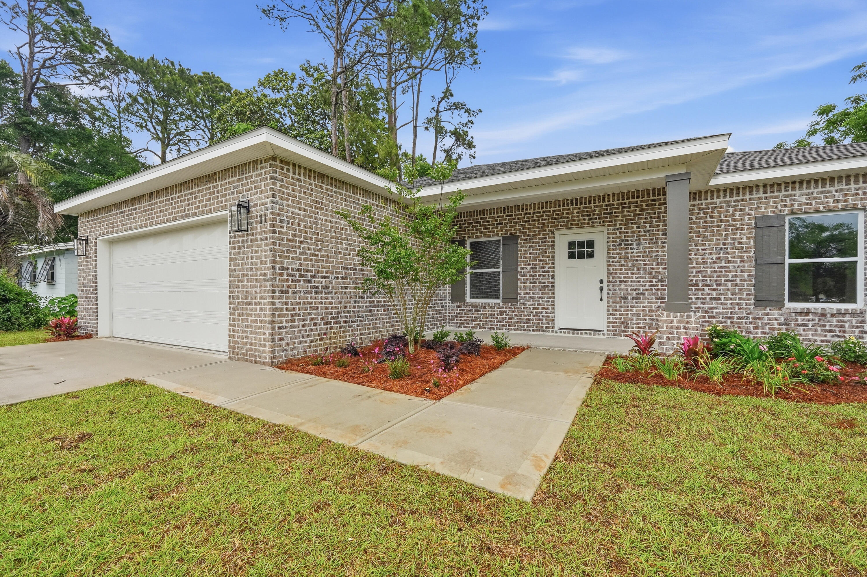 OAKLAND HEIGHTS - Residential