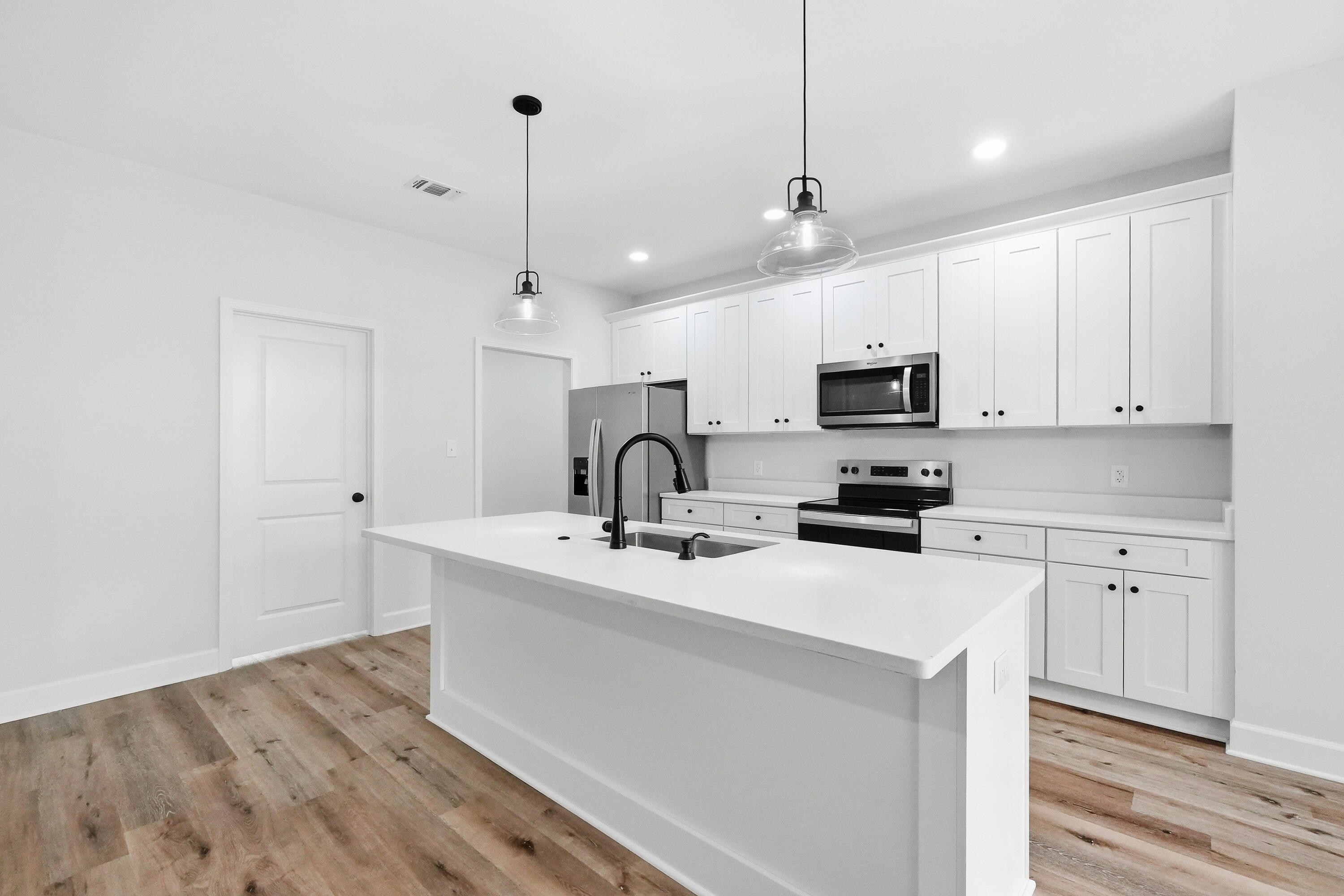 OAKLAND HEIGHTS - Residential