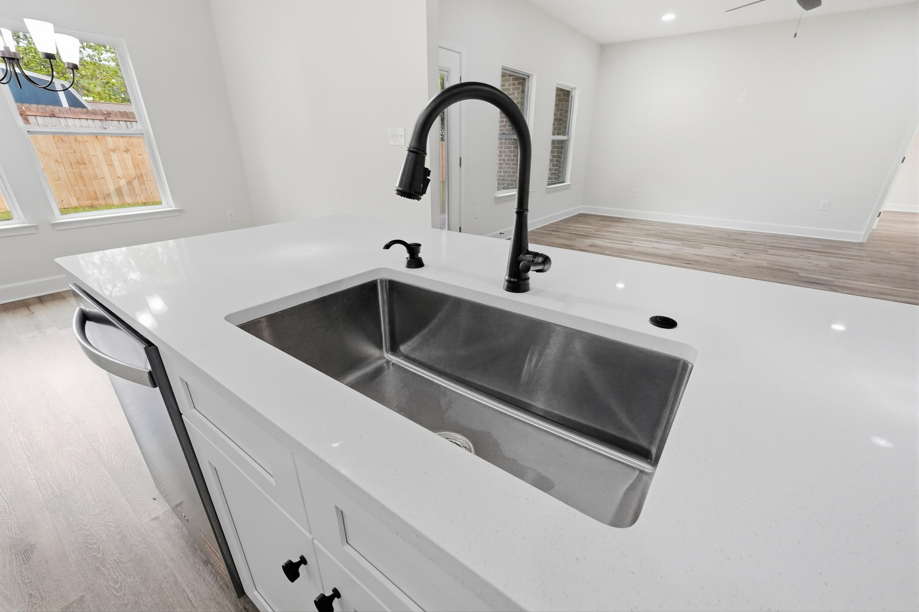 OAKLAND HEIGHTS - Residential