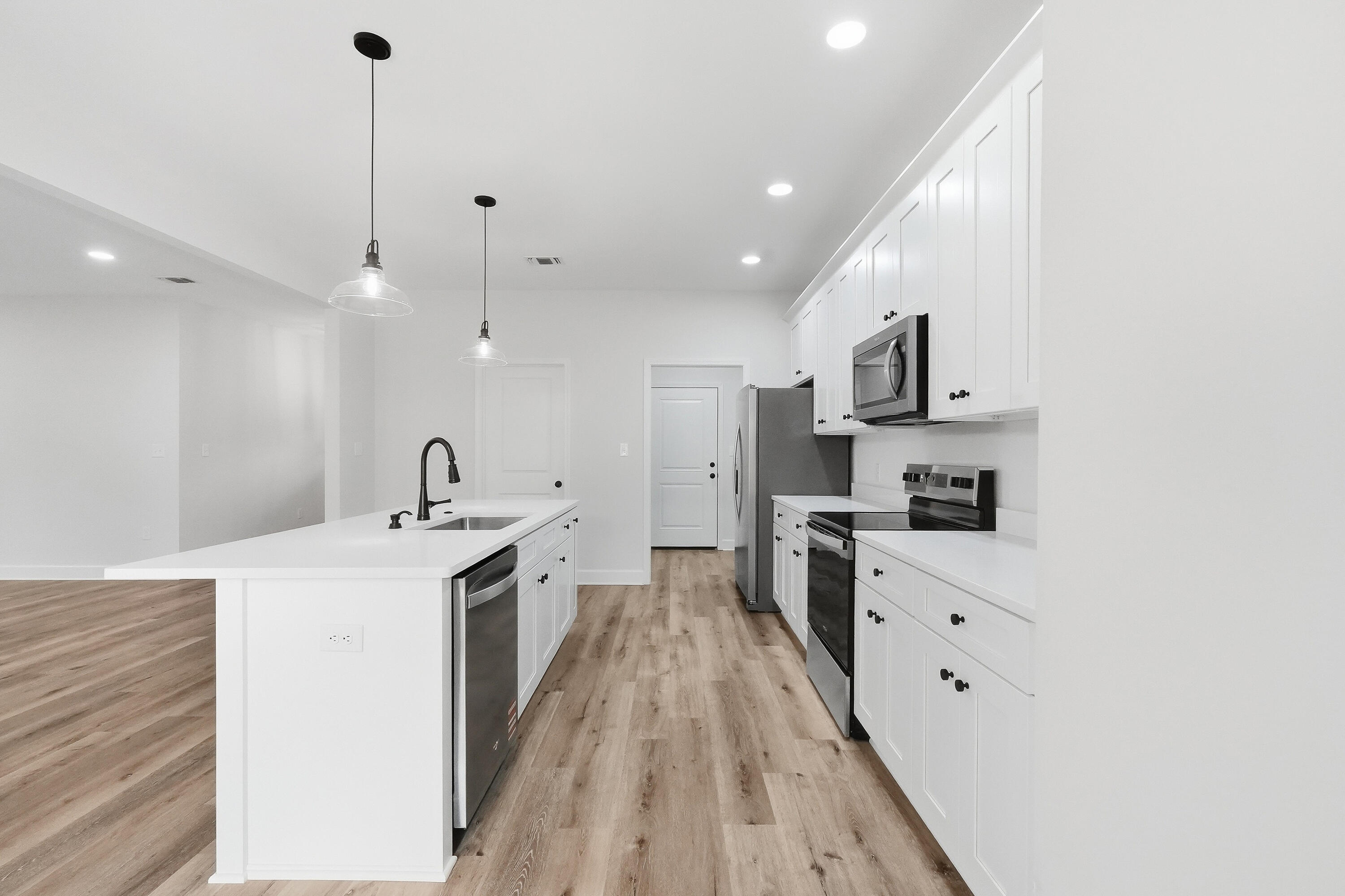 OAKLAND HEIGHTS - Residential