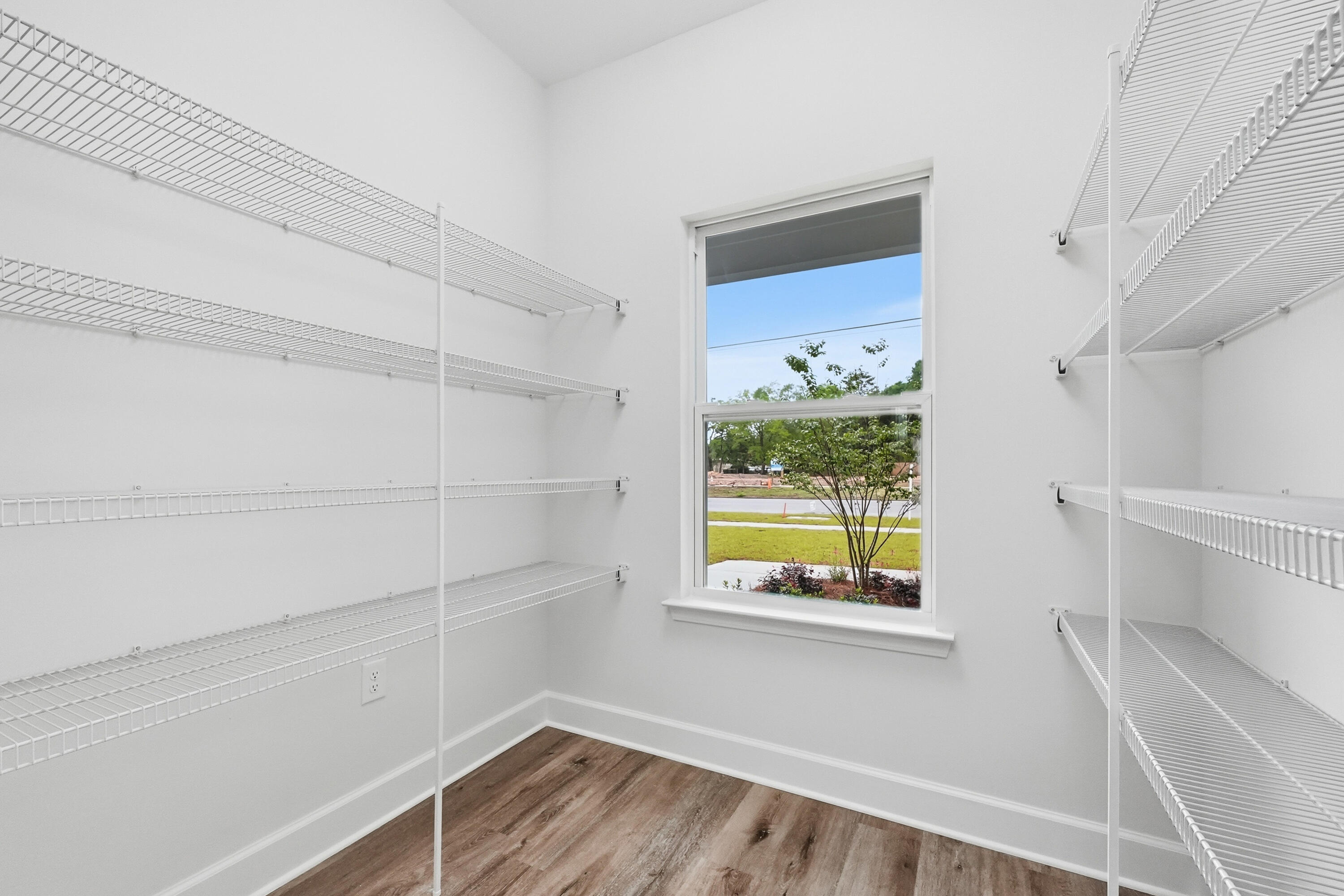 OAKLAND HEIGHTS - Residential