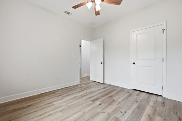 OAKLAND HEIGHTS - Residential