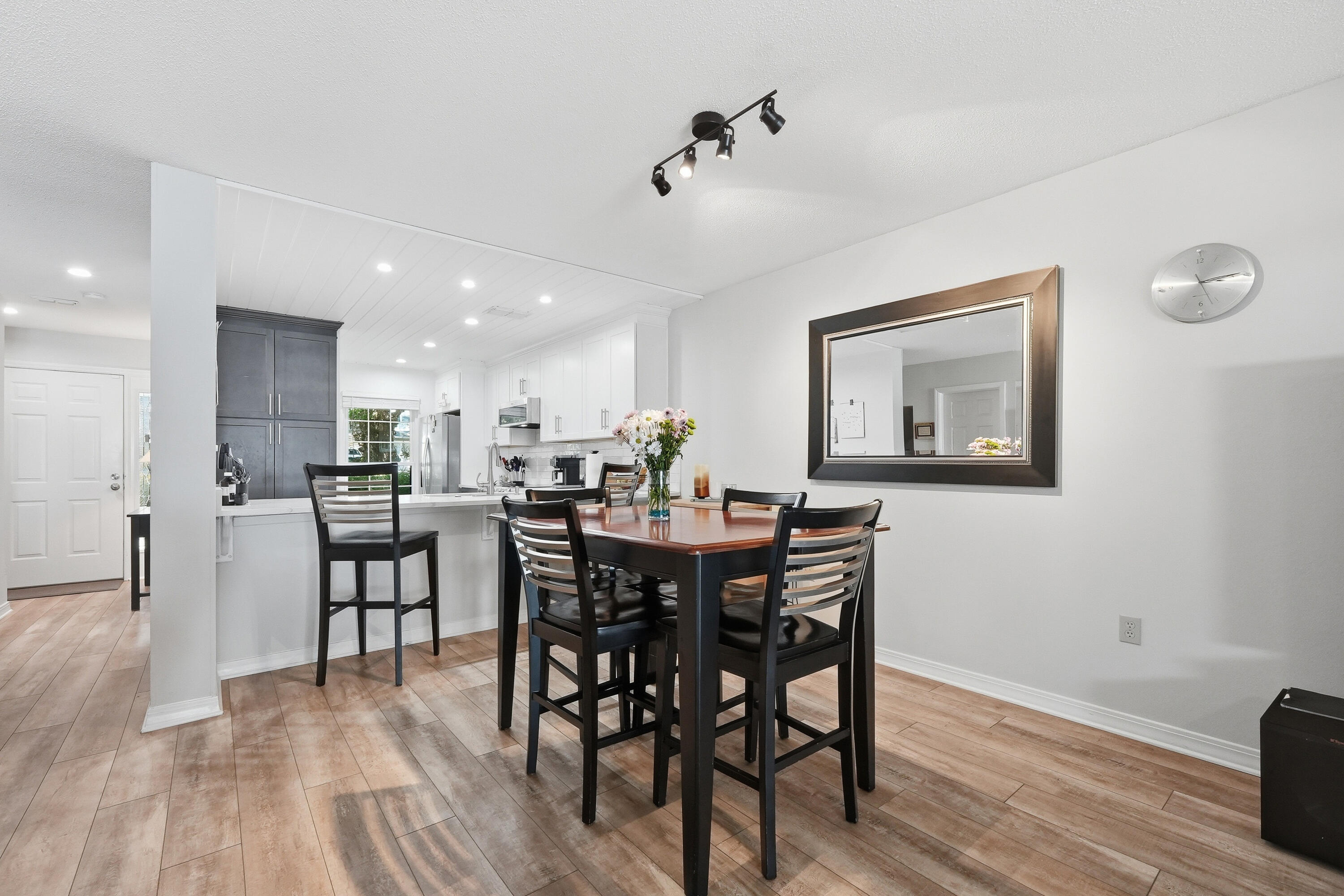 GARNIERS CAY PH 2 - Residential