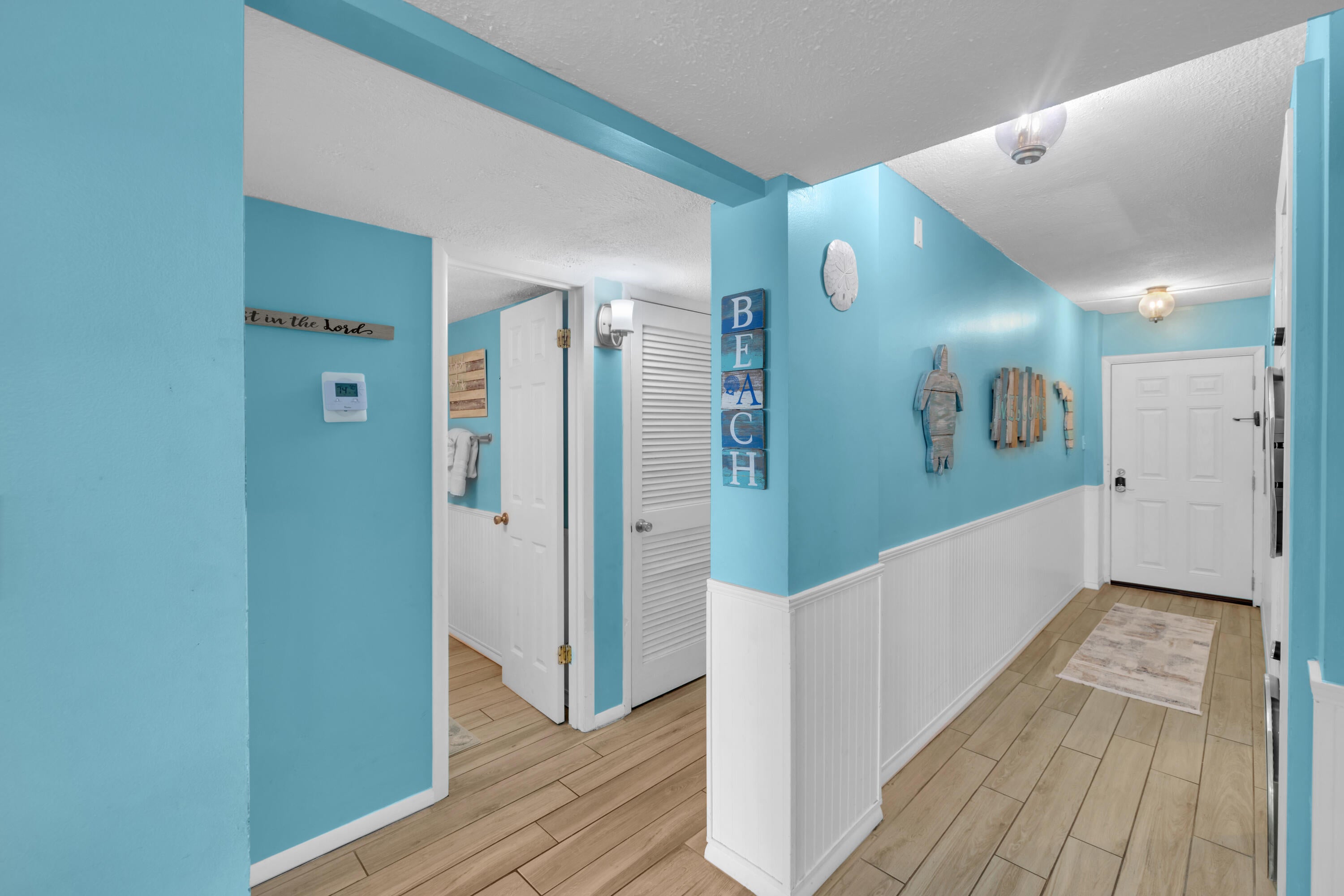 REGENCY TOWERS - Residential