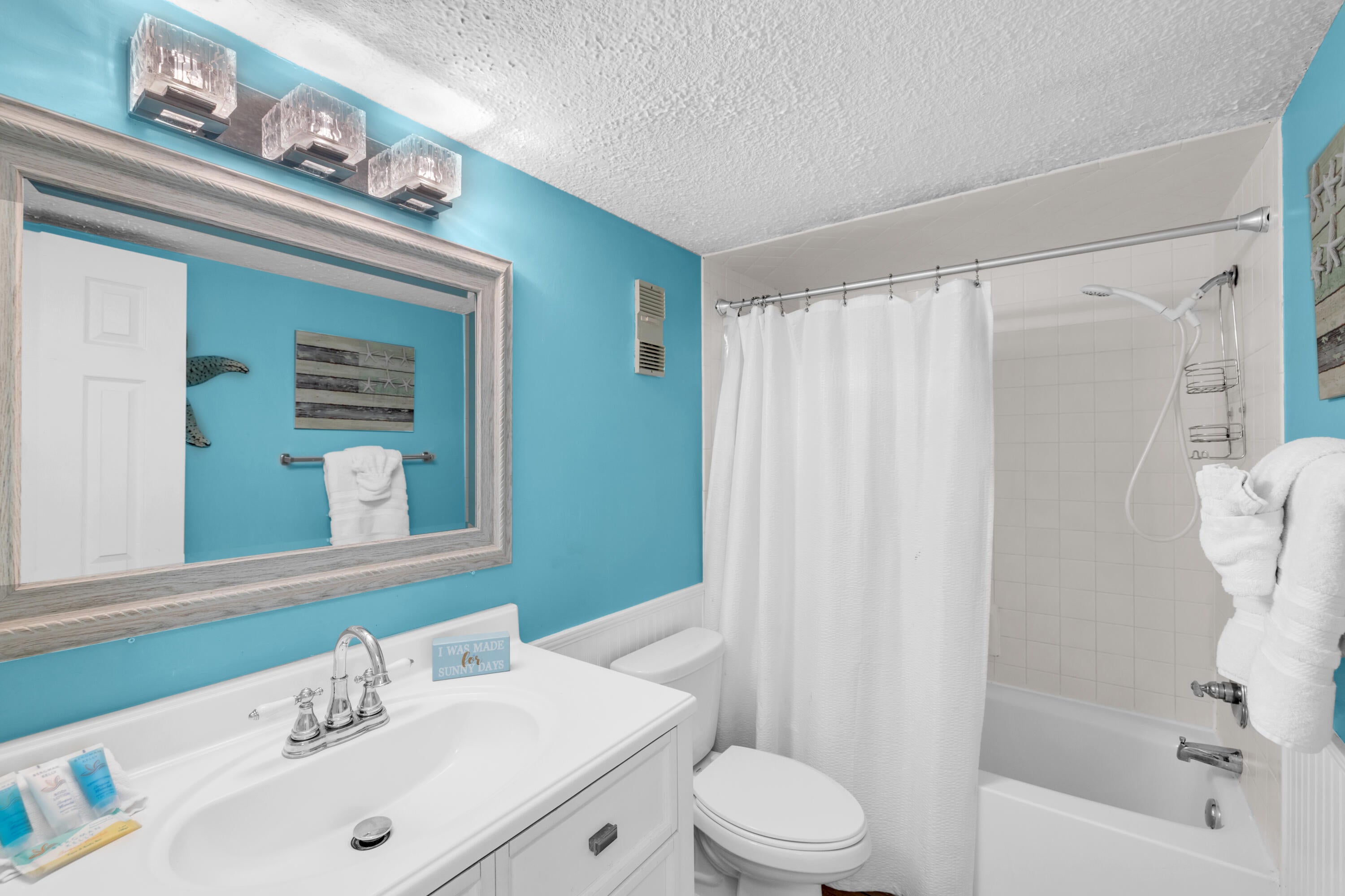 REGENCY TOWERS - Residential