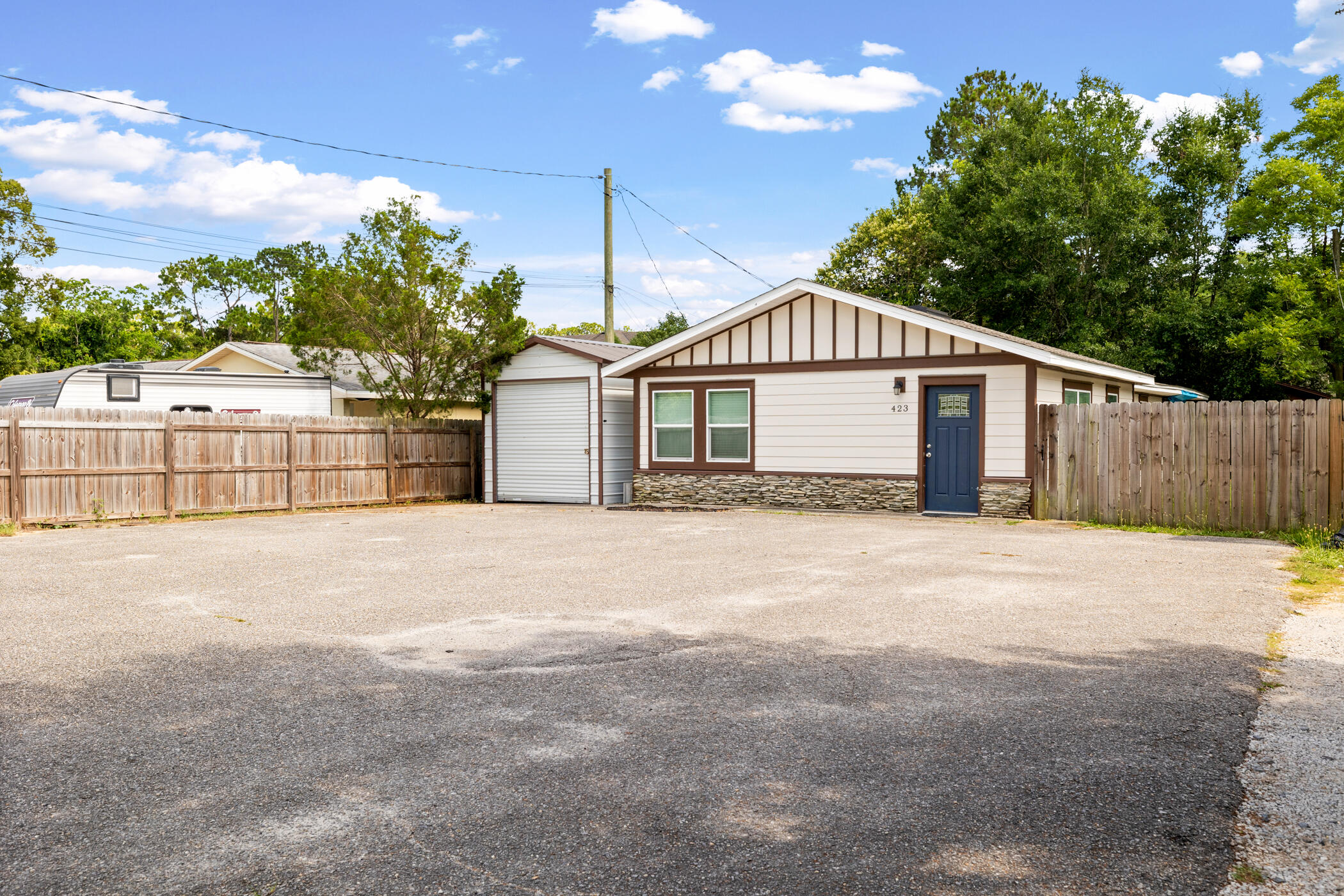 NO RECORDED SUBDIVISION - Residential