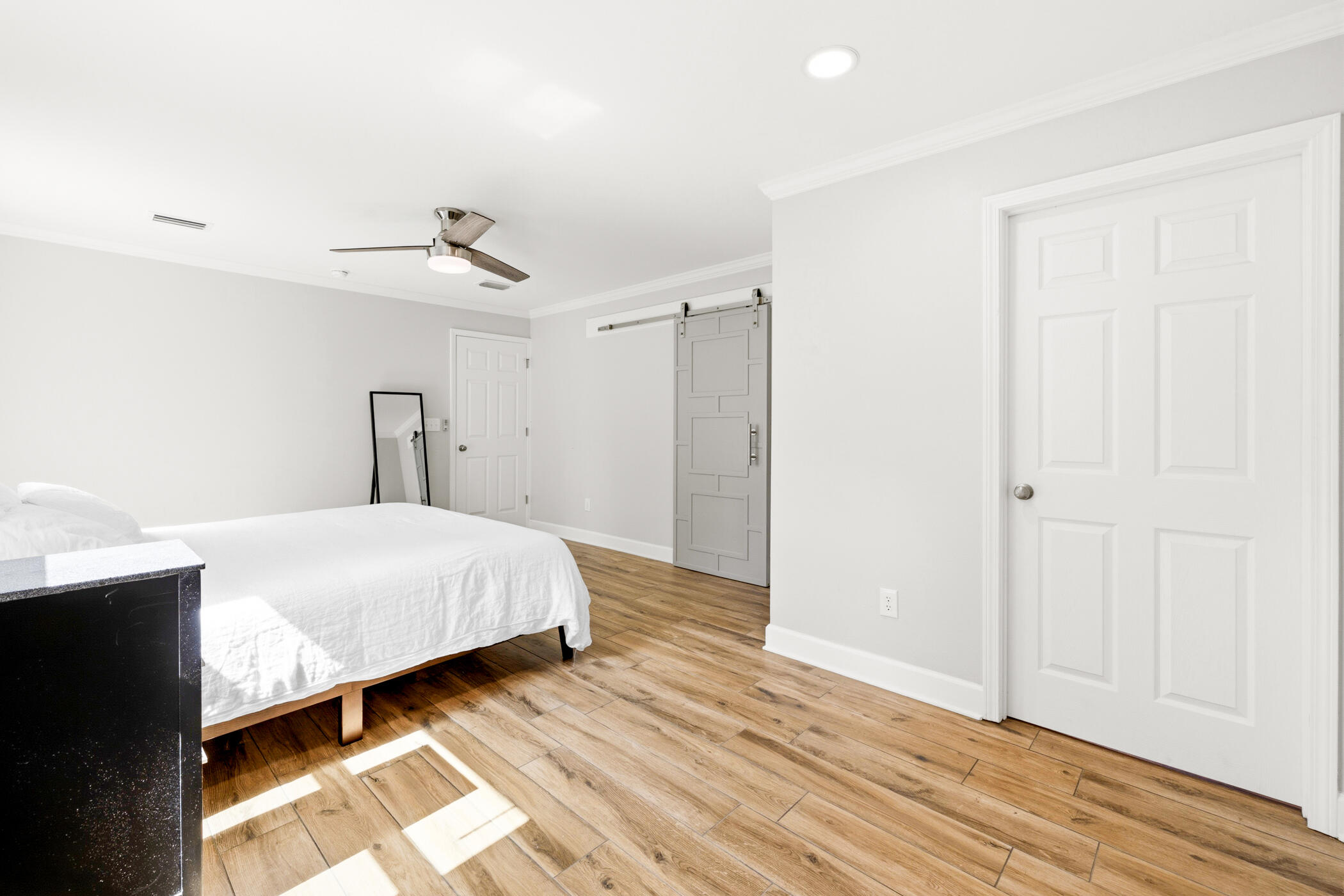 NO RECORDED SUBDIVISION - Residential