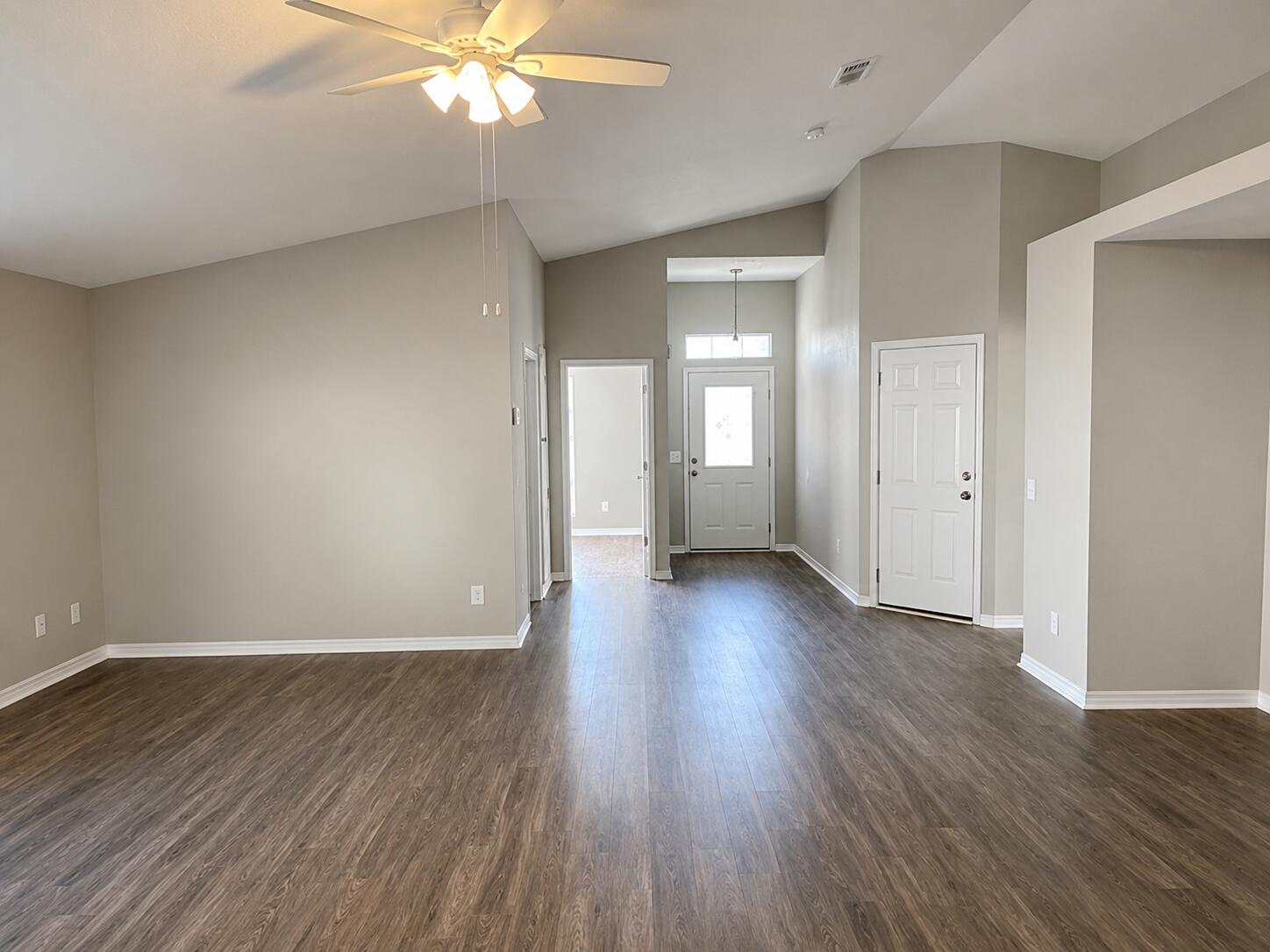 REDSTONE ESTATES - Residential Lease