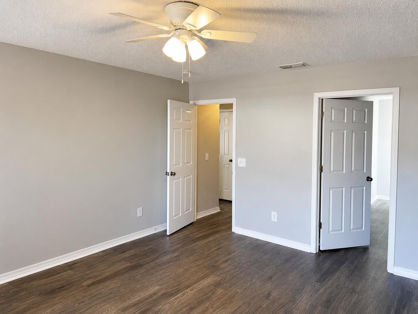 REDSTONE ESTATES - Residential Lease