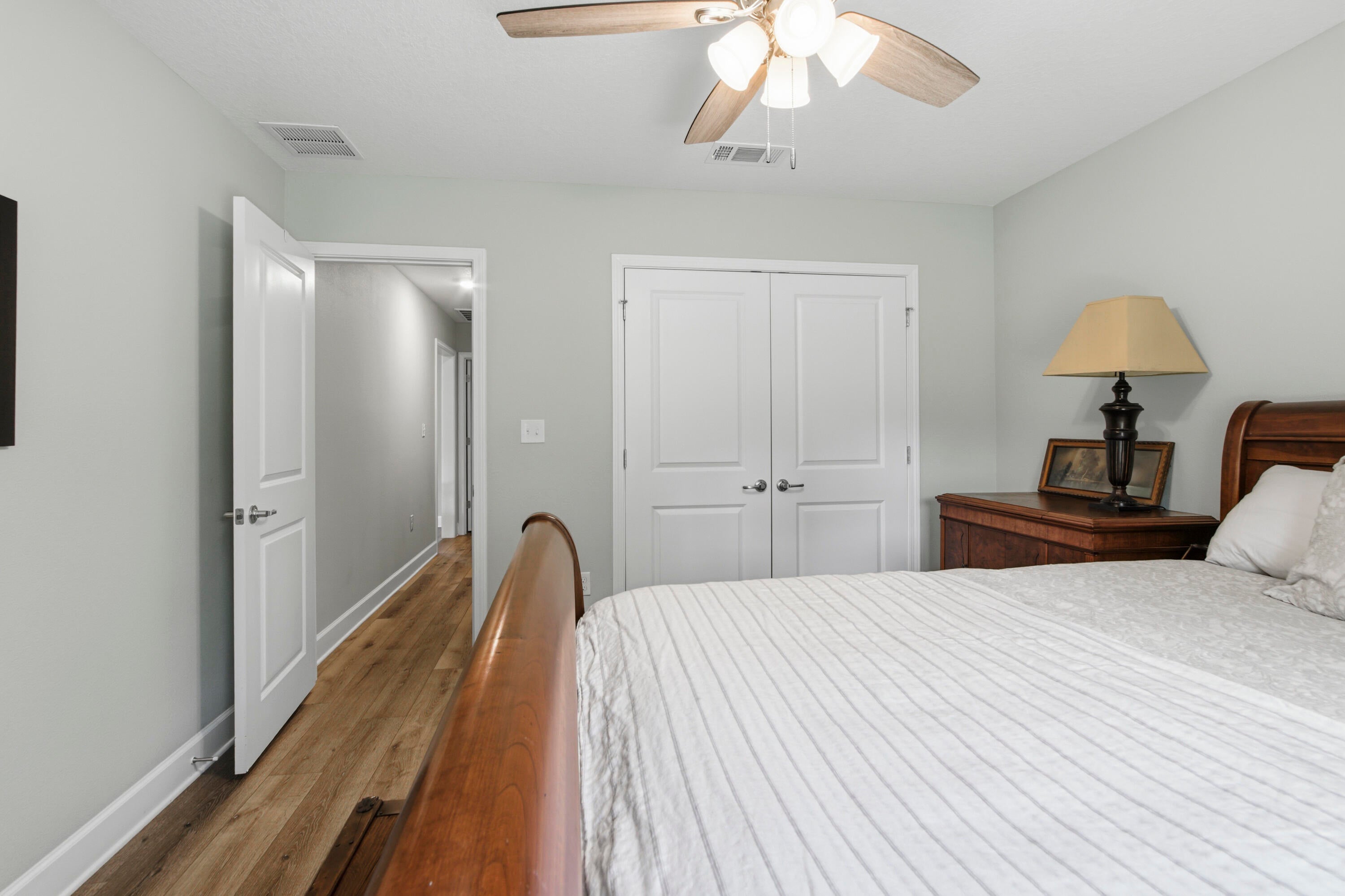 LAKESHORE GARDENS - Residential