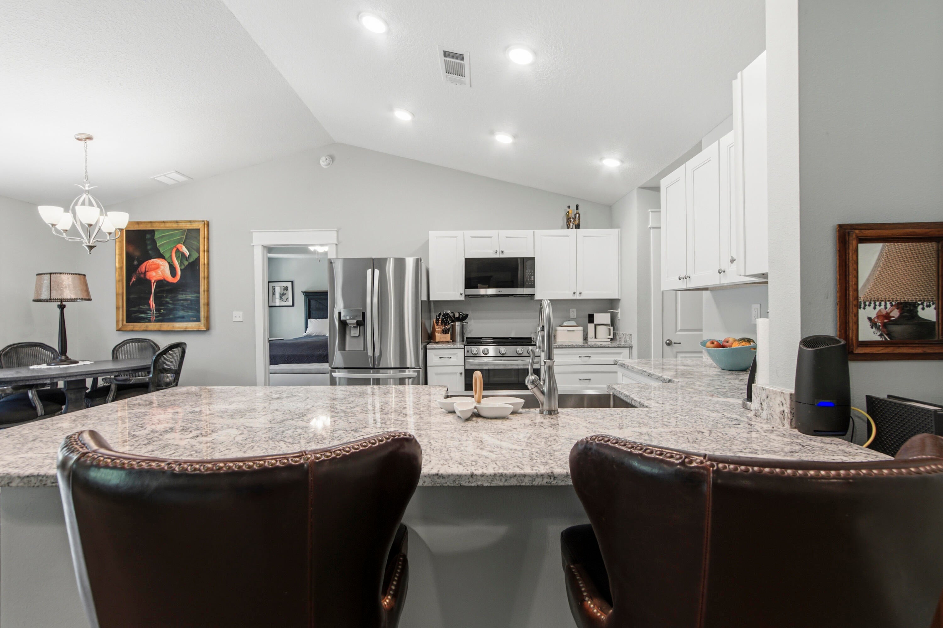 LAKESHORE GARDENS - Residential