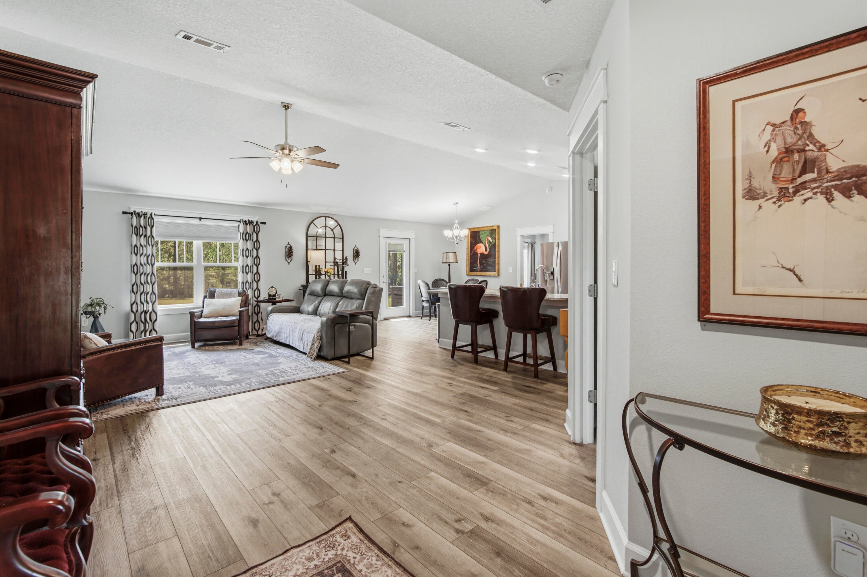 LAKESHORE GARDENS - Residential