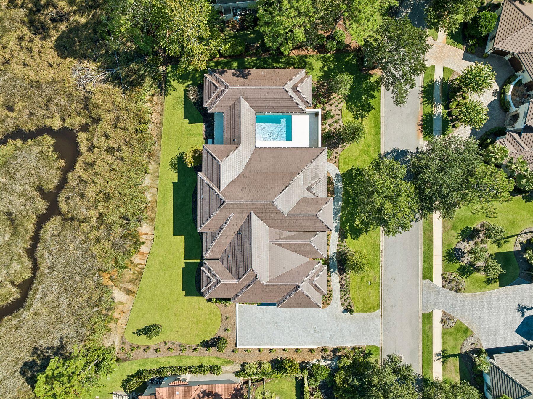 BURNT PINE - Residential