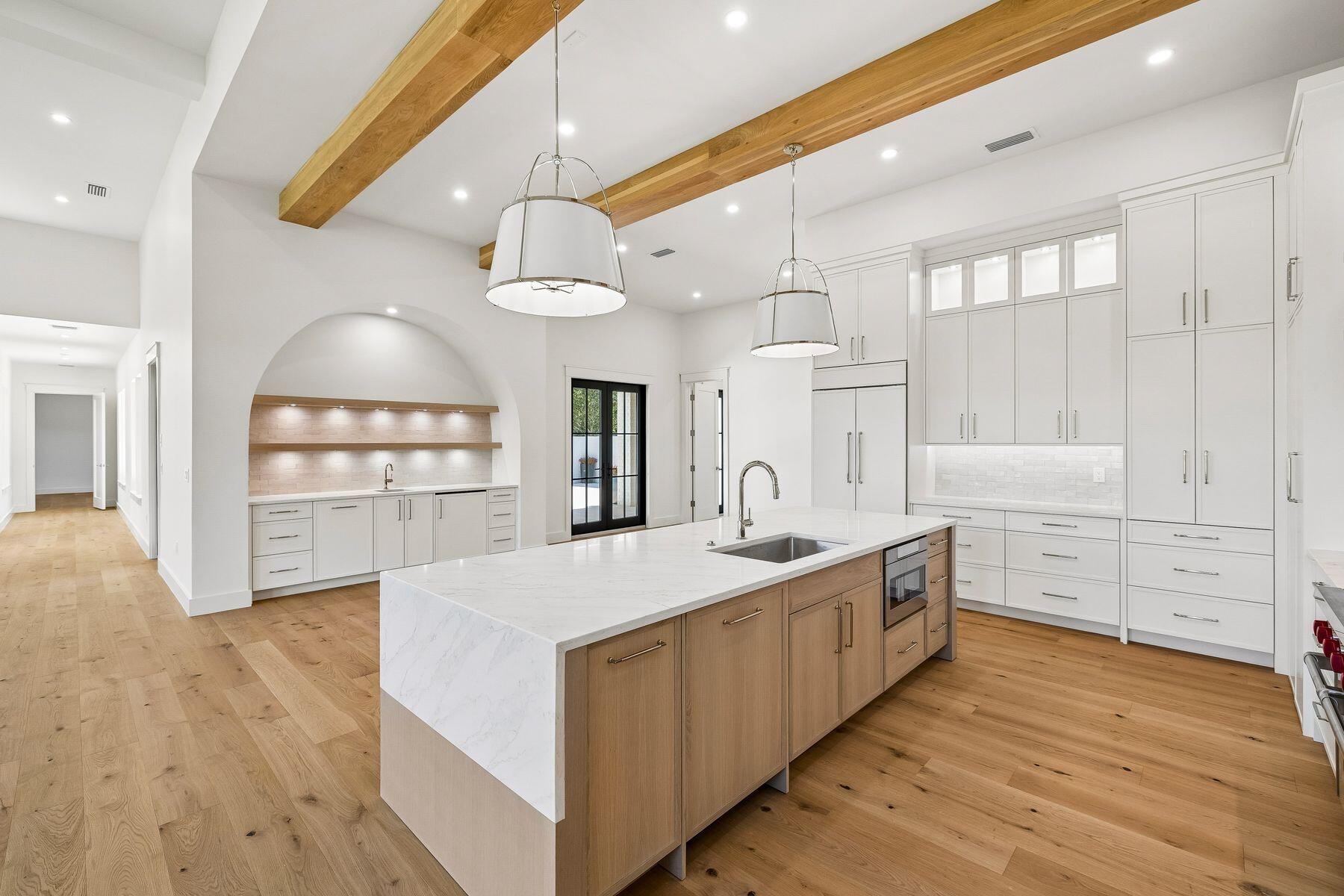 BURNT PINE - Residential