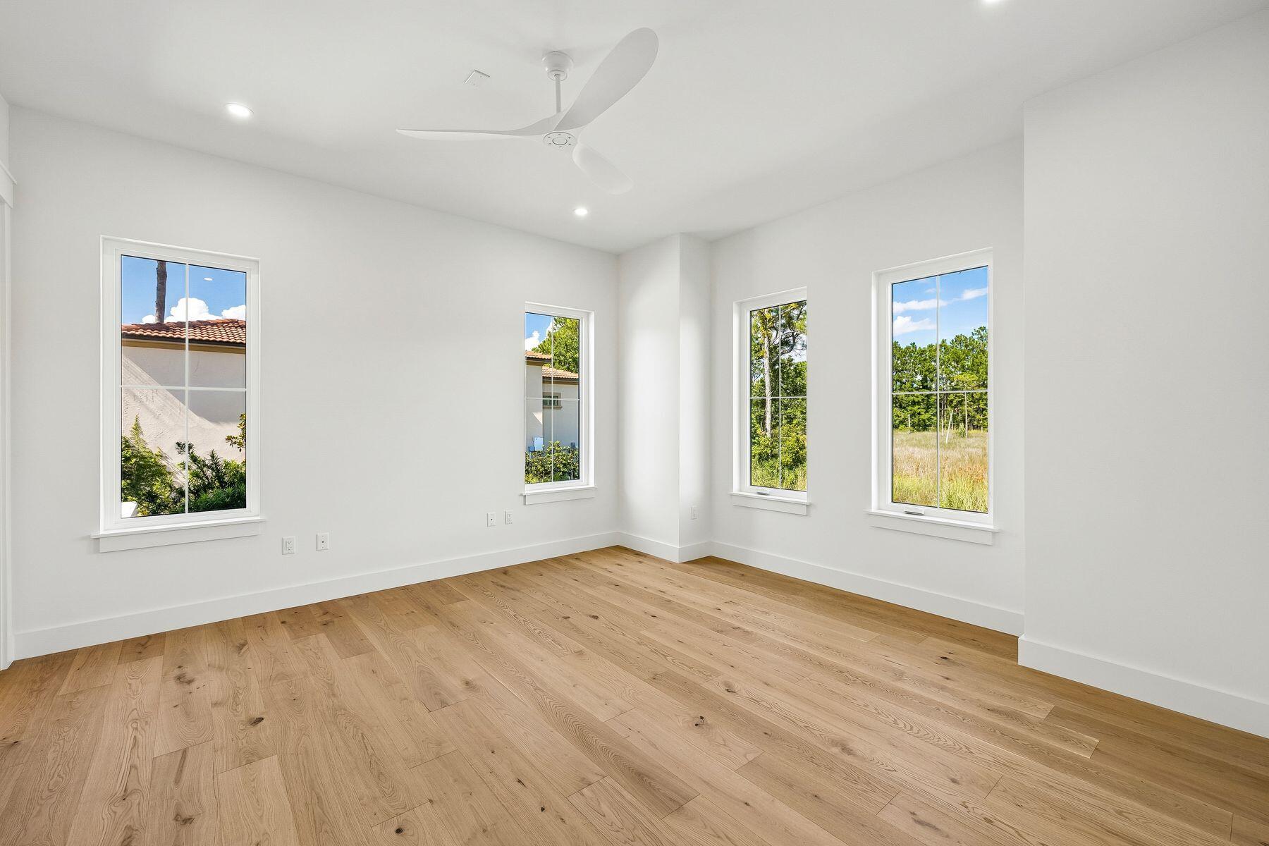 BURNT PINE - Residential