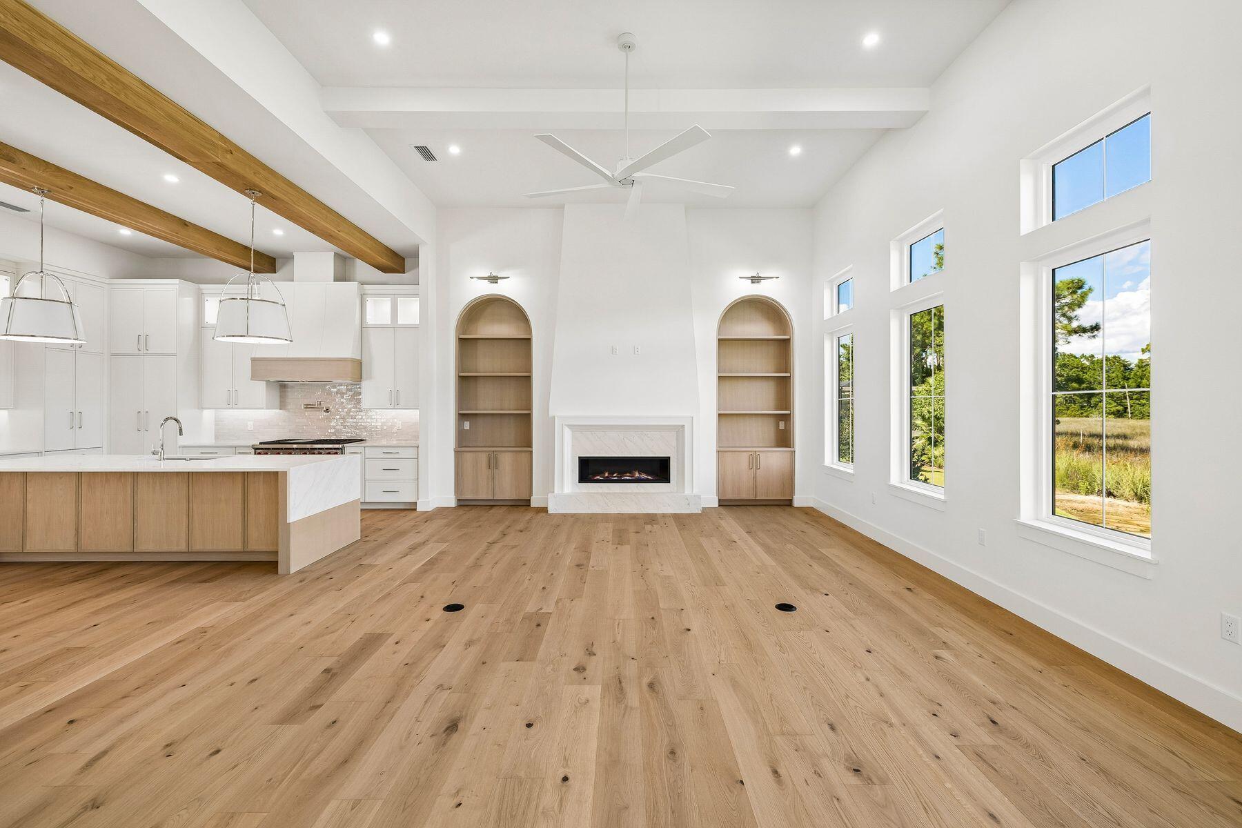 BURNT PINE - Residential