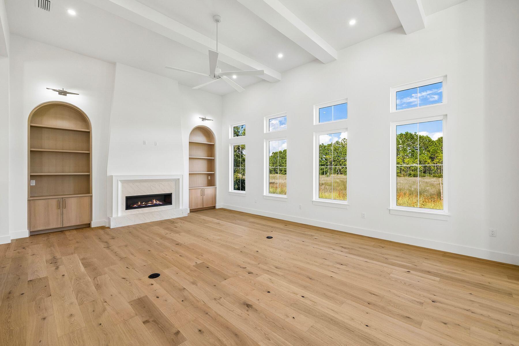 BURNT PINE - Residential