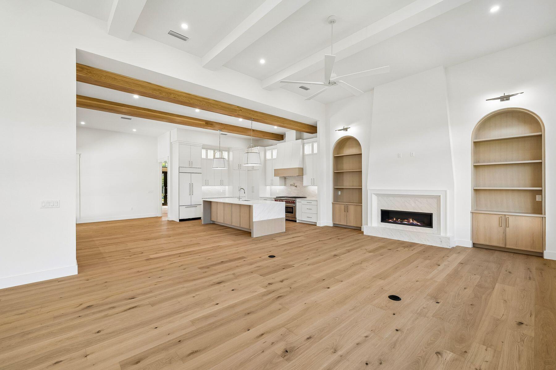 BURNT PINE - Residential