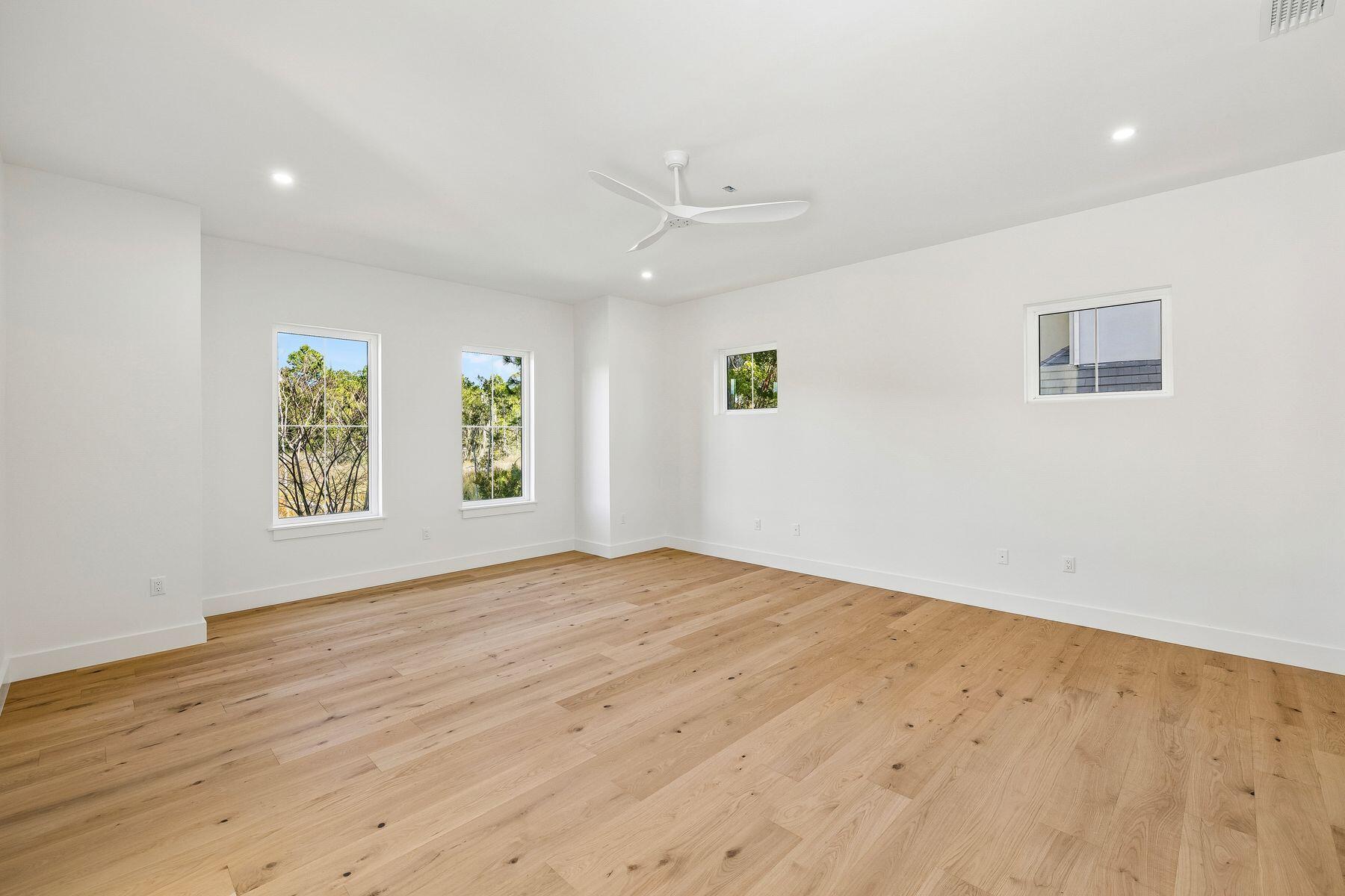 BURNT PINE - Residential