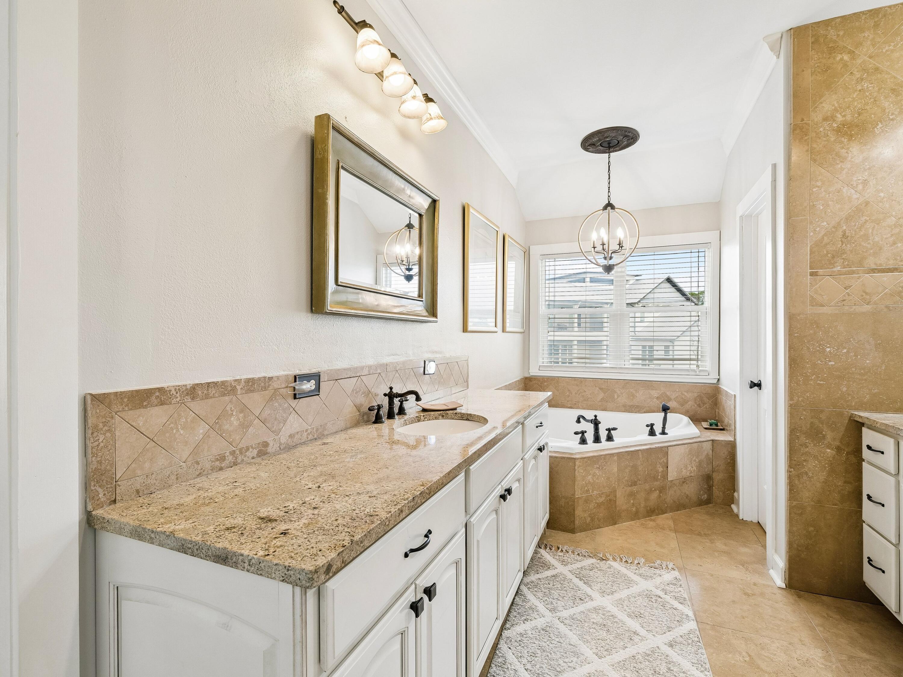 CALYPSO POINTE - Residential