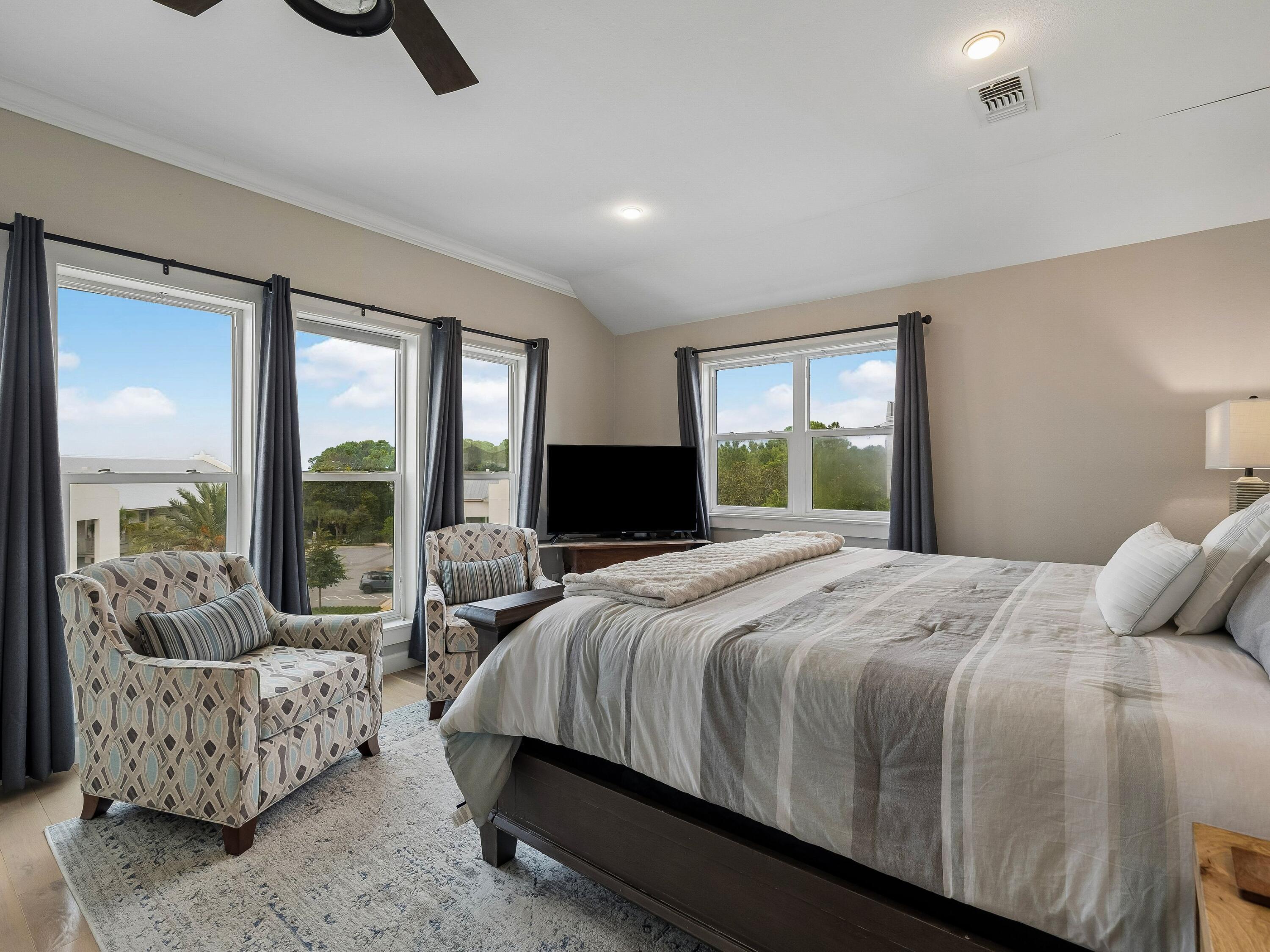 CALYPSO POINTE - Residential