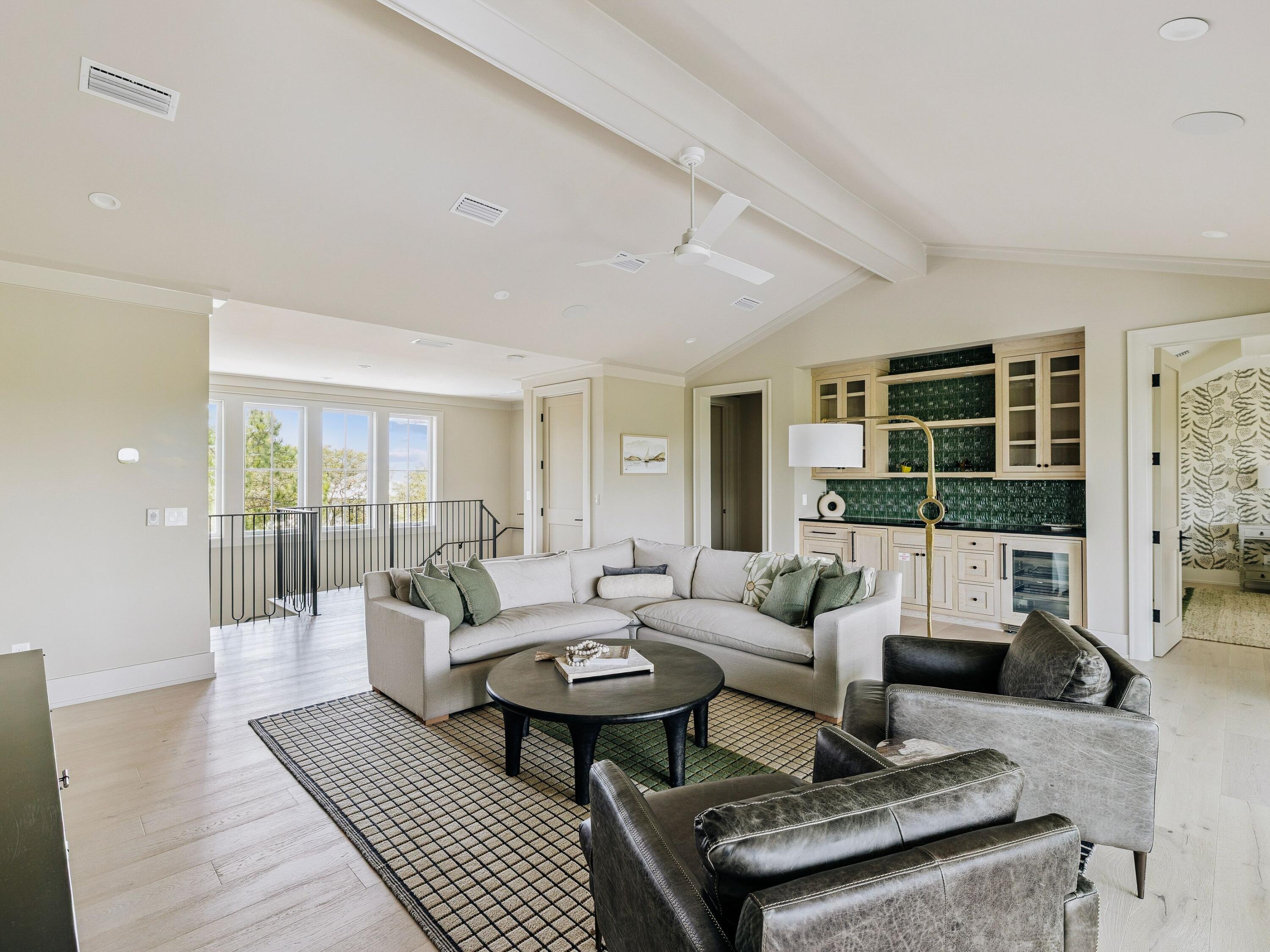 BLUE MOUNTAIN BEACH - Residential