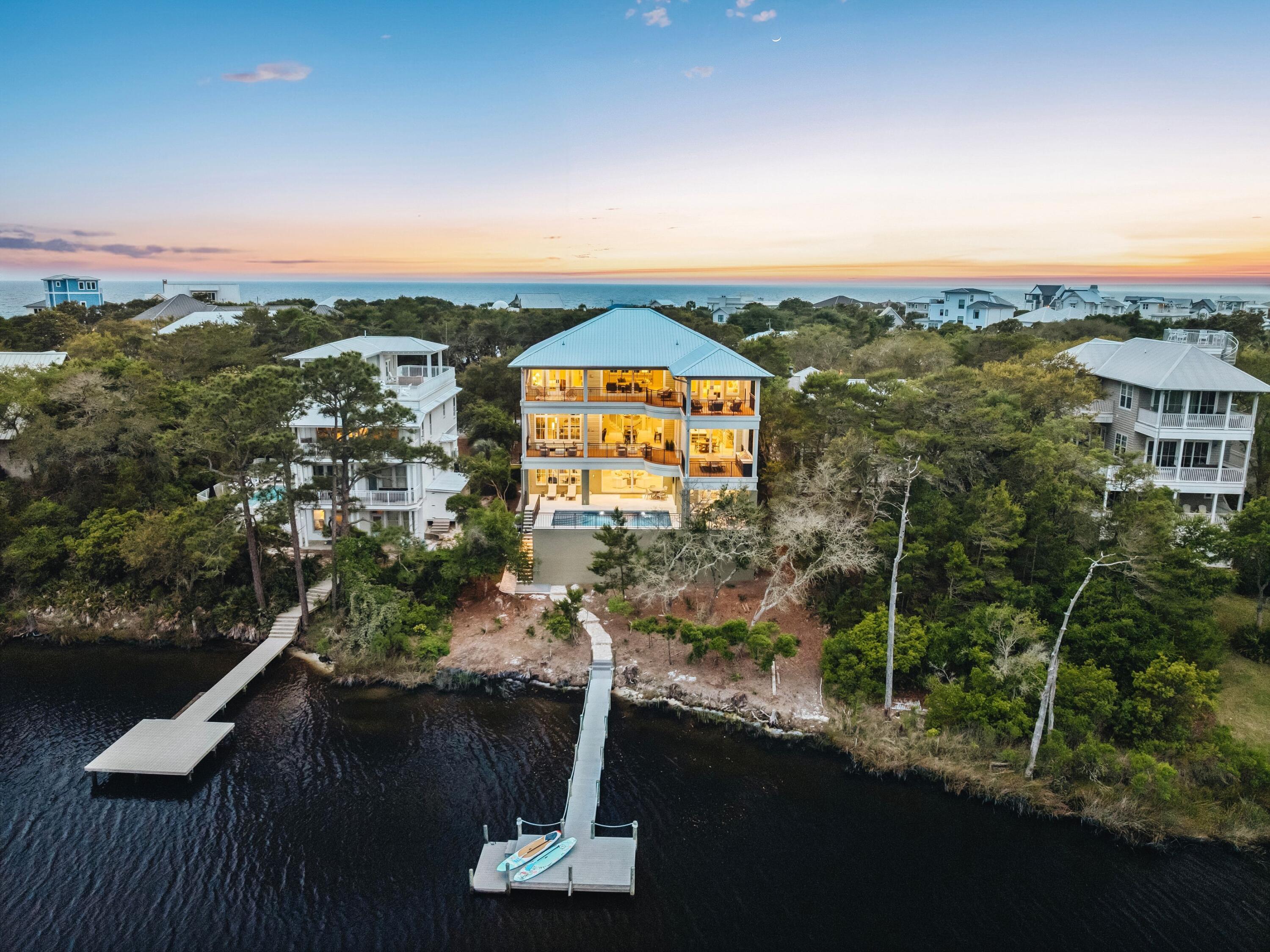 BLUE MOUNTAIN BEACH - Residential