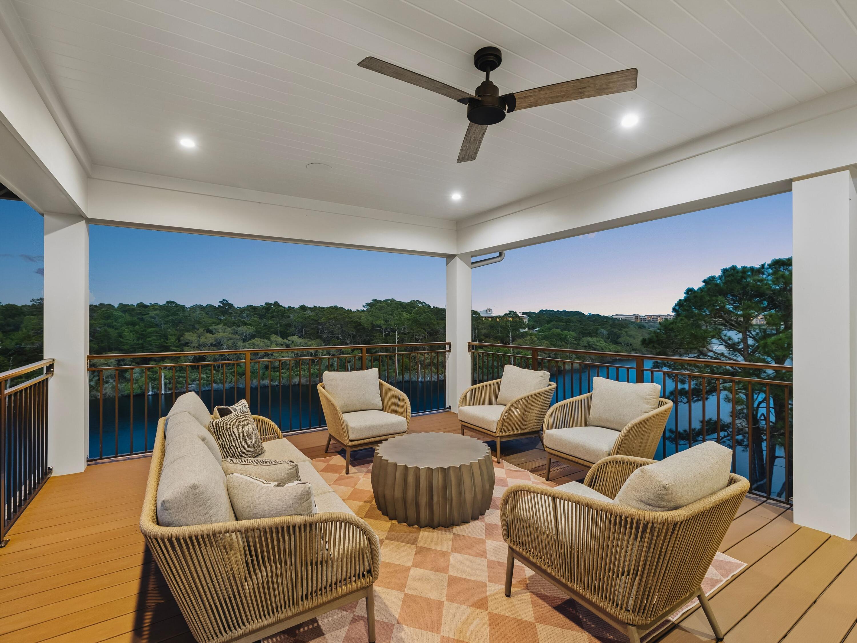 BLUE MOUNTAIN BEACH - Residential