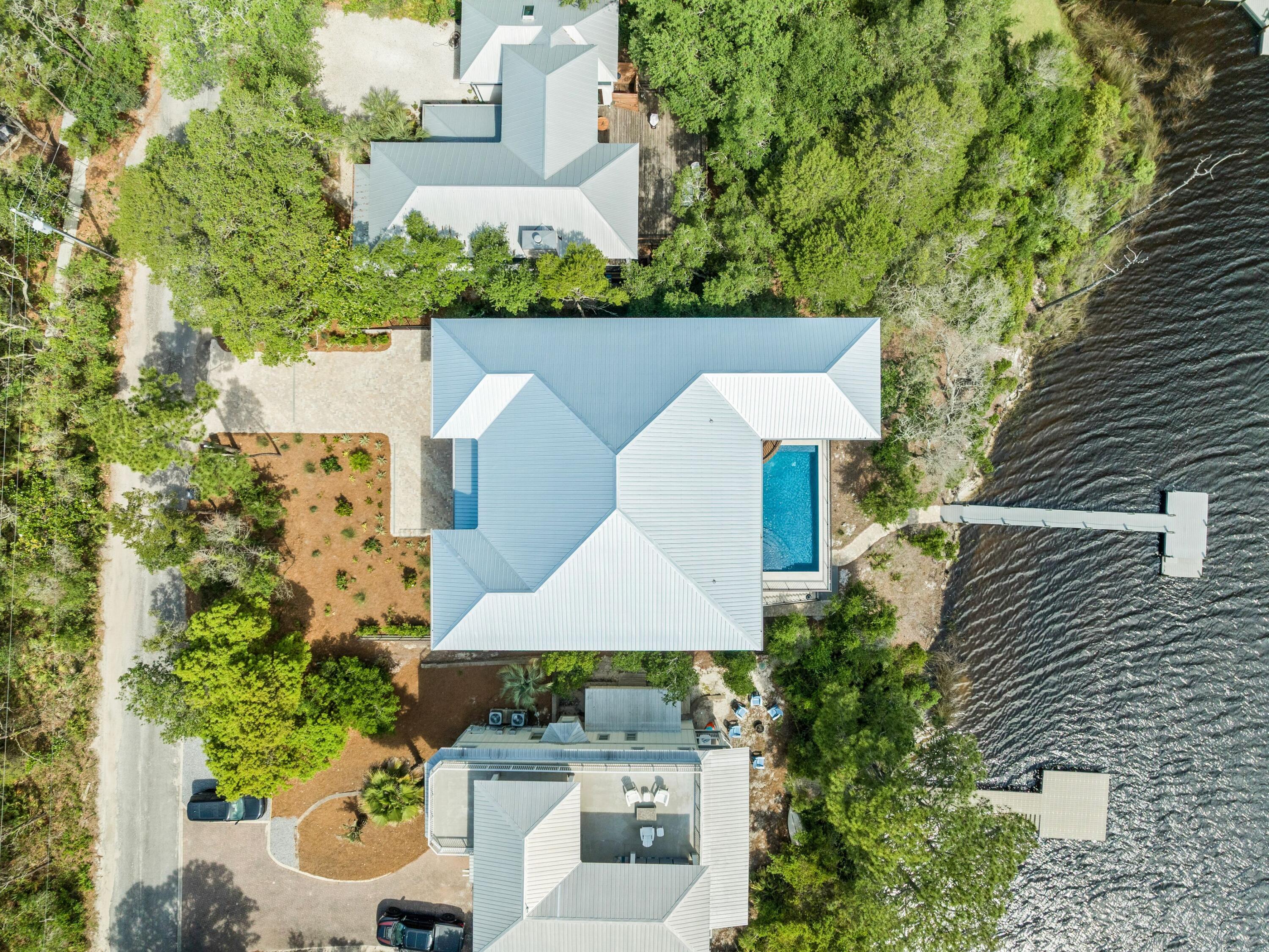 BLUE MOUNTAIN BEACH - Residential