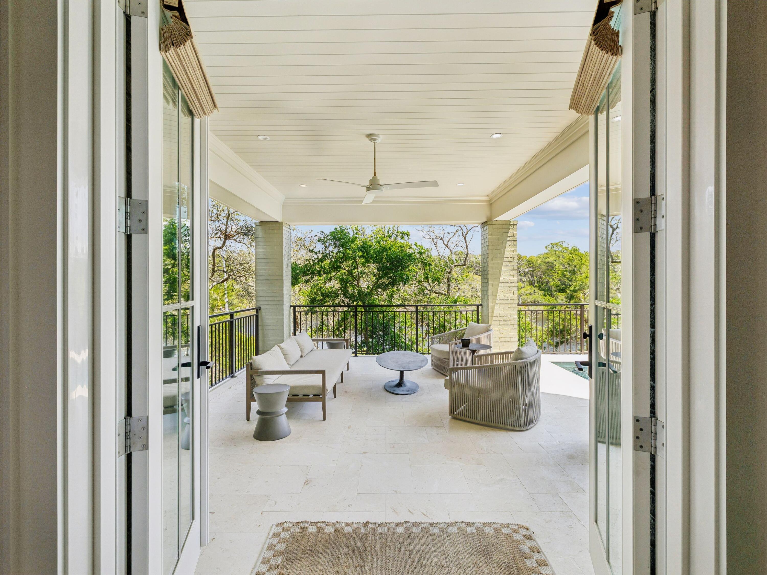 BLUE MOUNTAIN BEACH - Residential