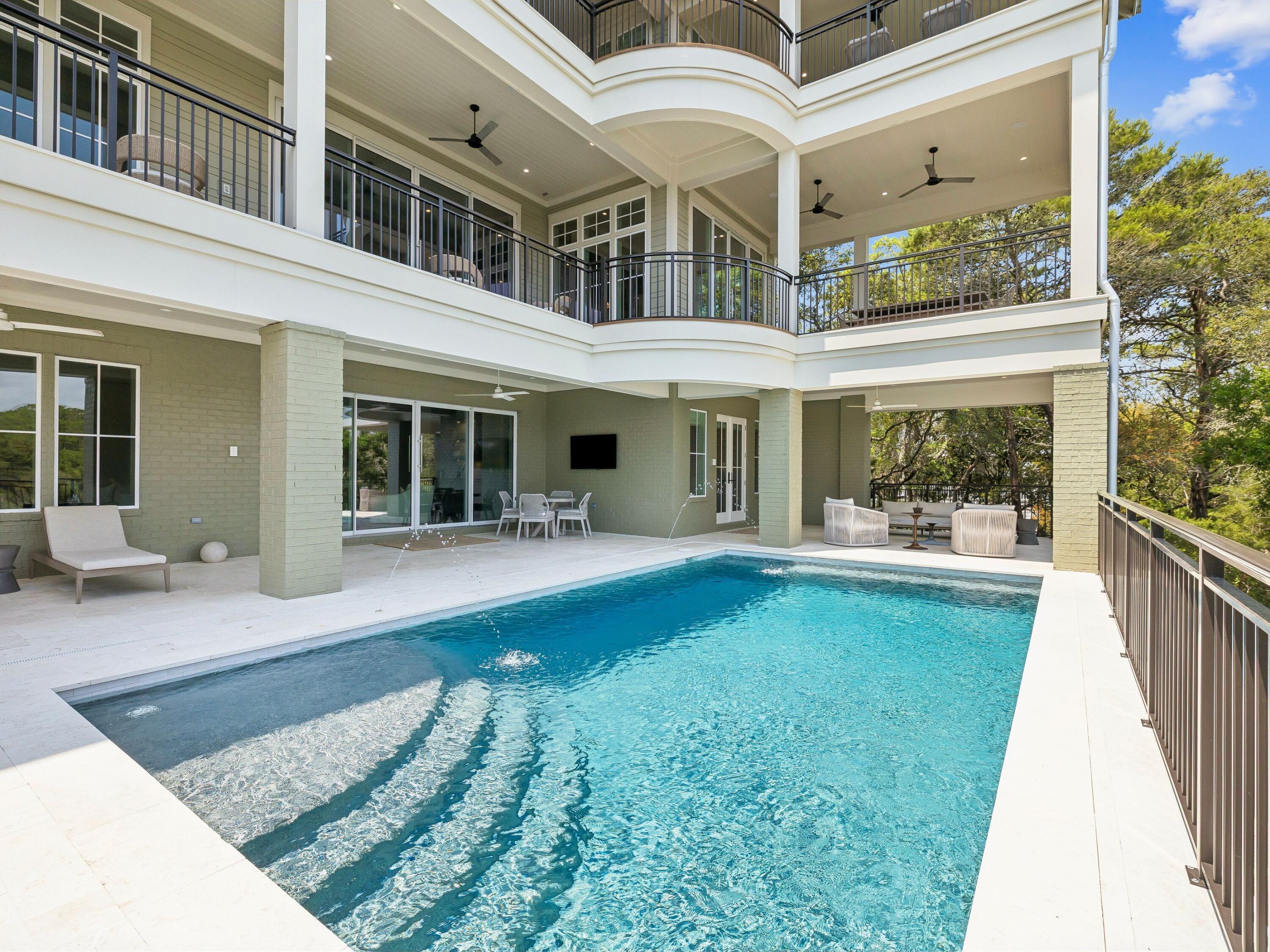 BLUE MOUNTAIN BEACH - Residential