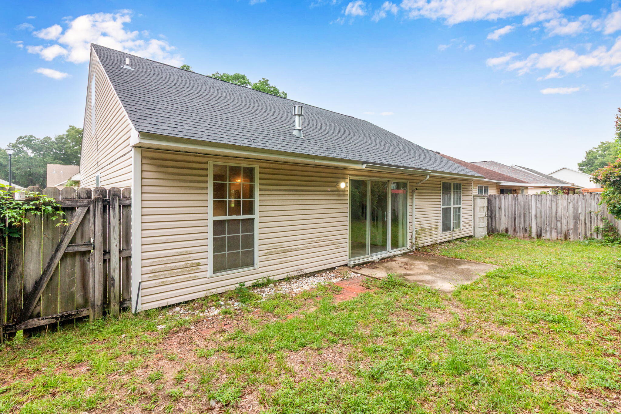 HUNTERS RUN S/D - Residential Lease