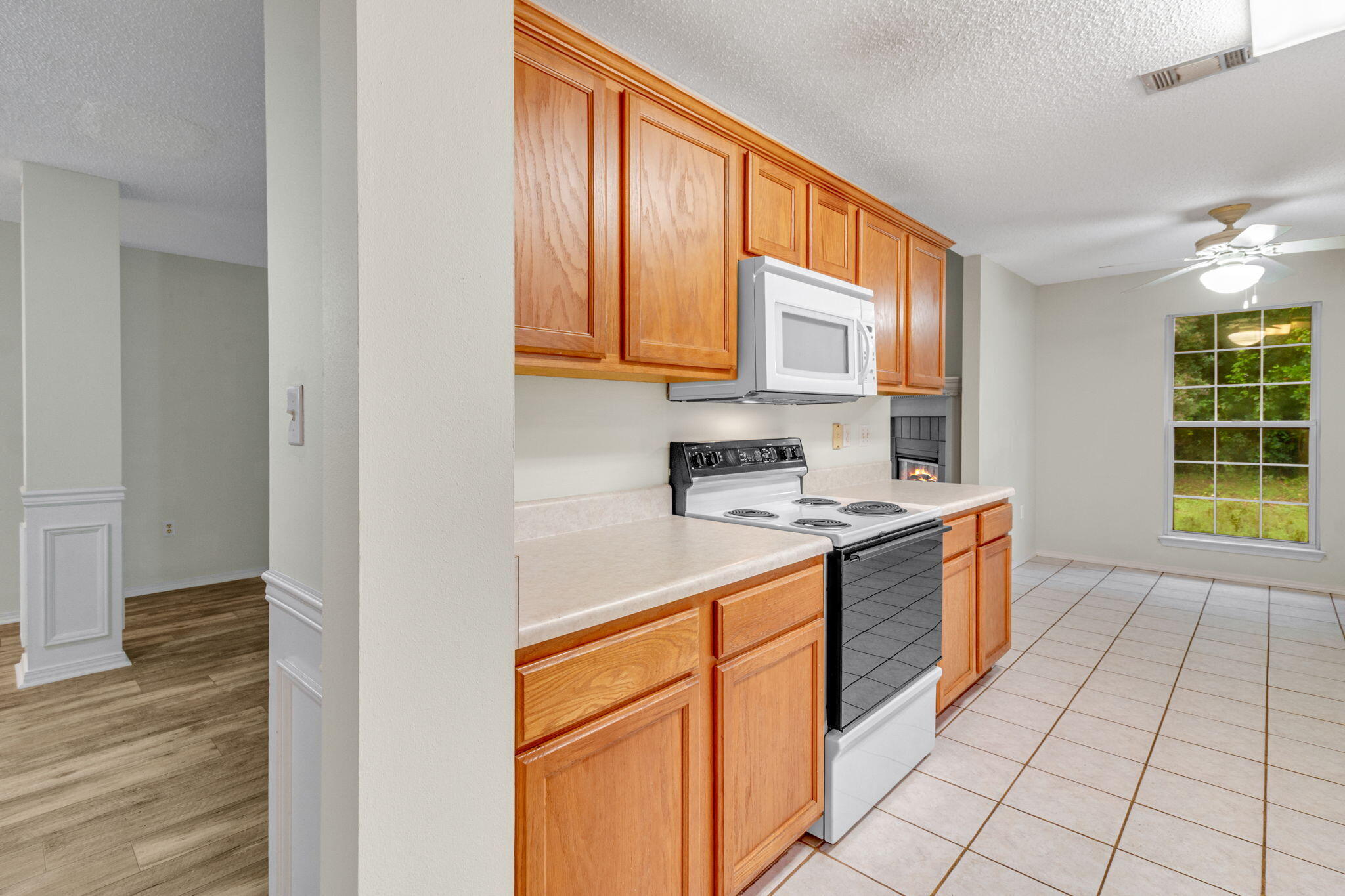 HUNTERS RUN S/D - Residential Lease