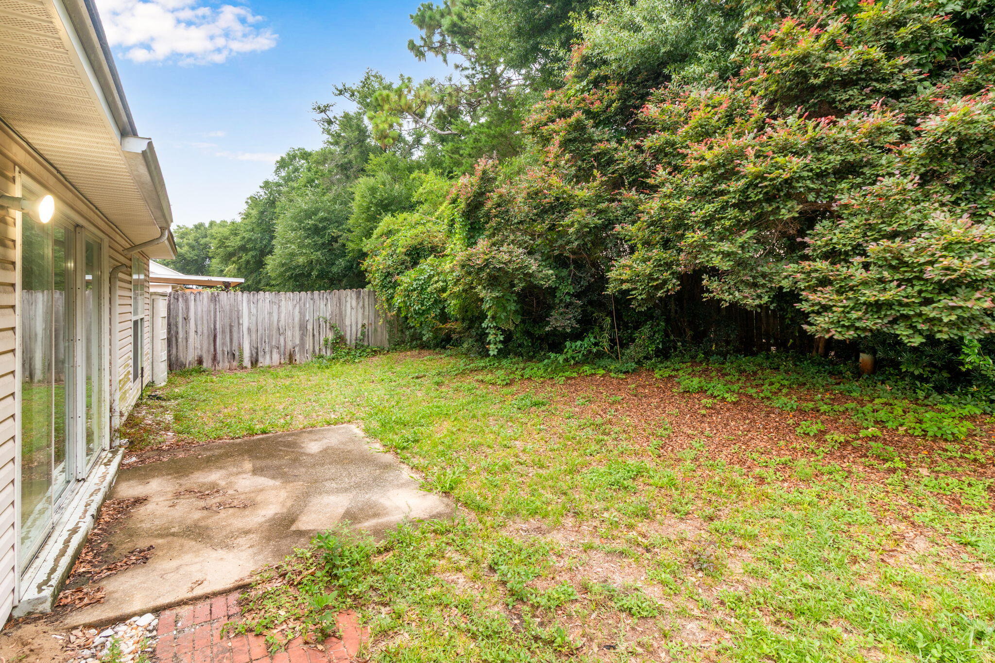 HUNTERS RUN S/D - Residential Lease